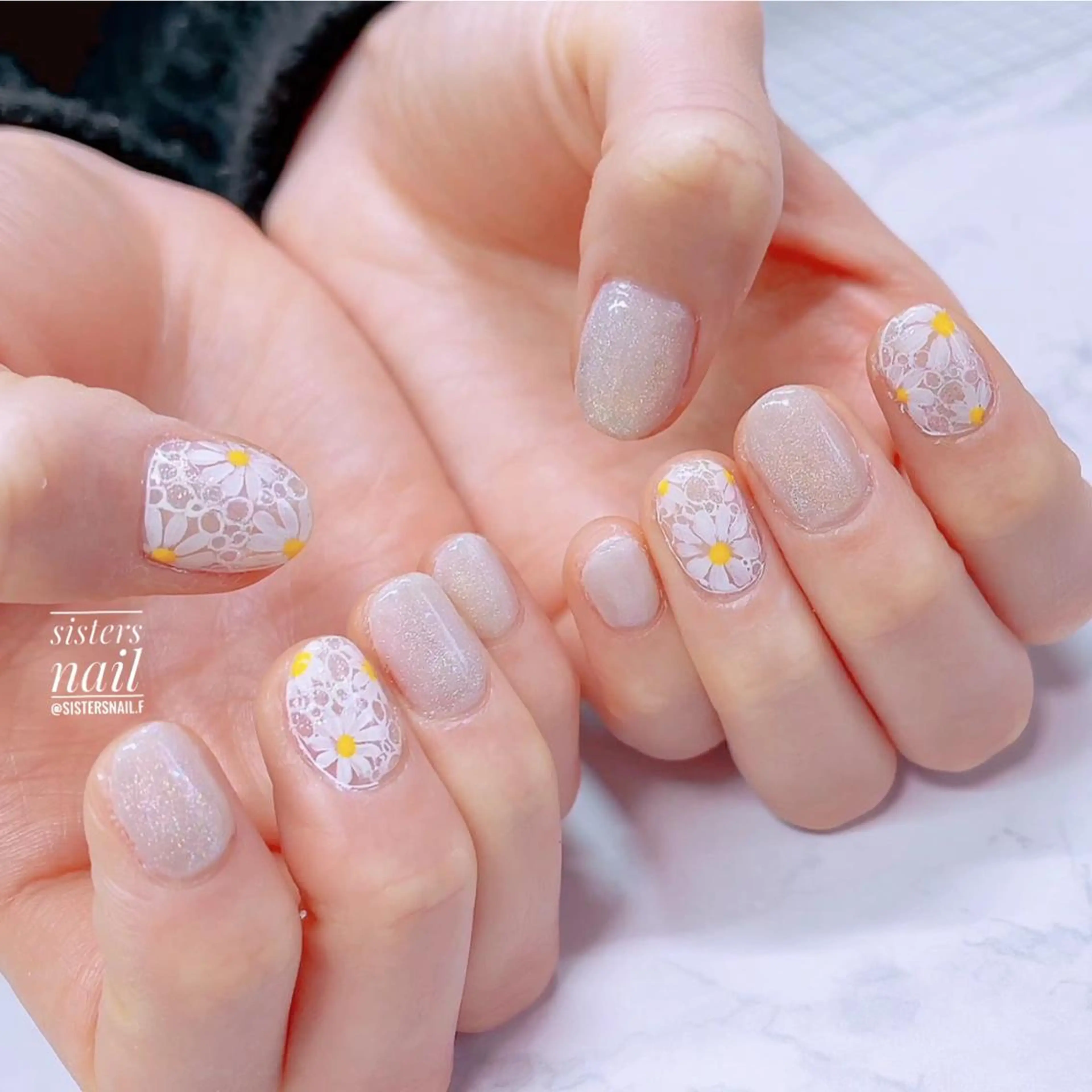 ネイル アートネイル クリアネイル フラワーネイル キラキラネイル レース sisters nail.fのネイルデザイン