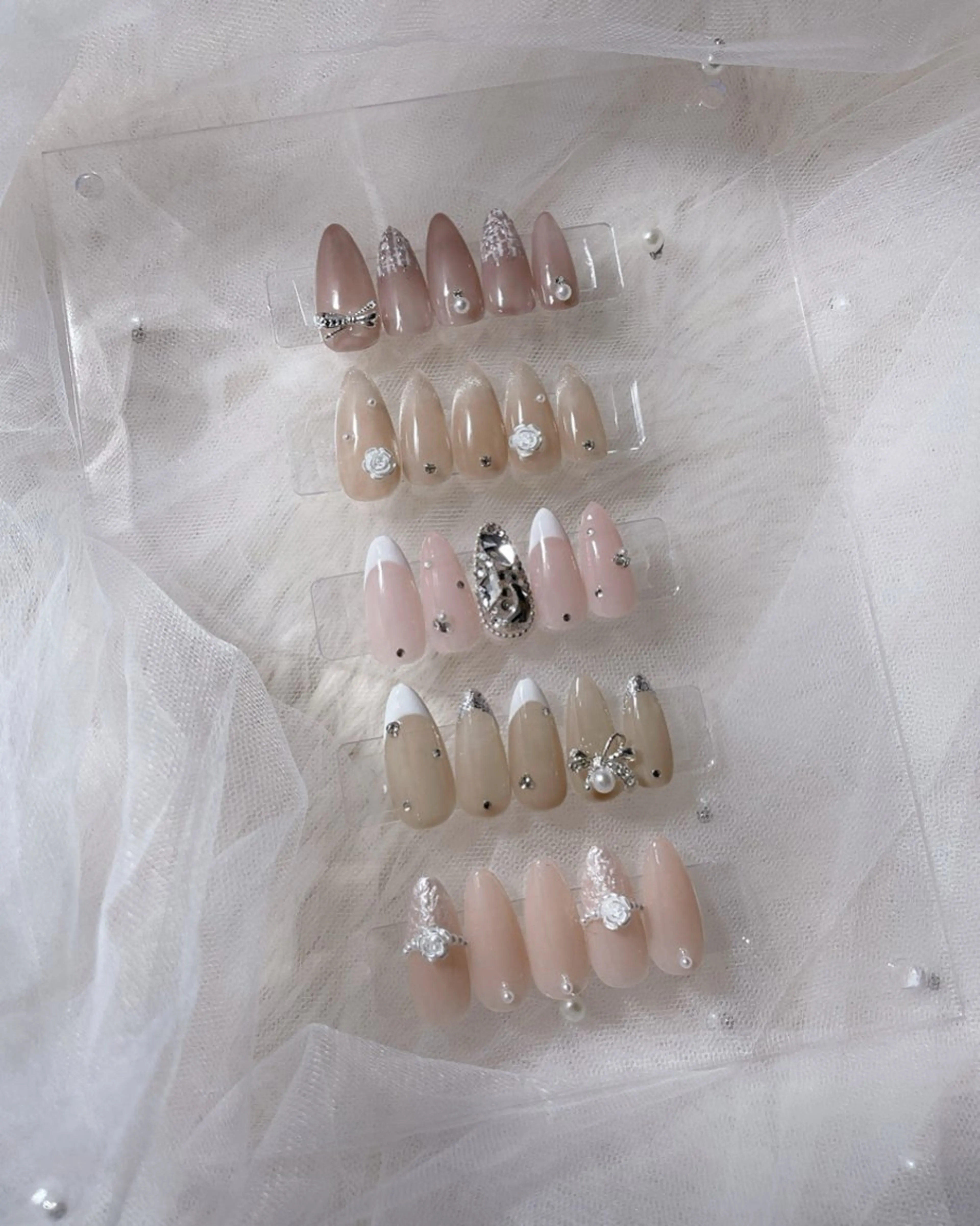 ミディアム ハンドネイル Béorill所属・Beorill .のネイルデザイン