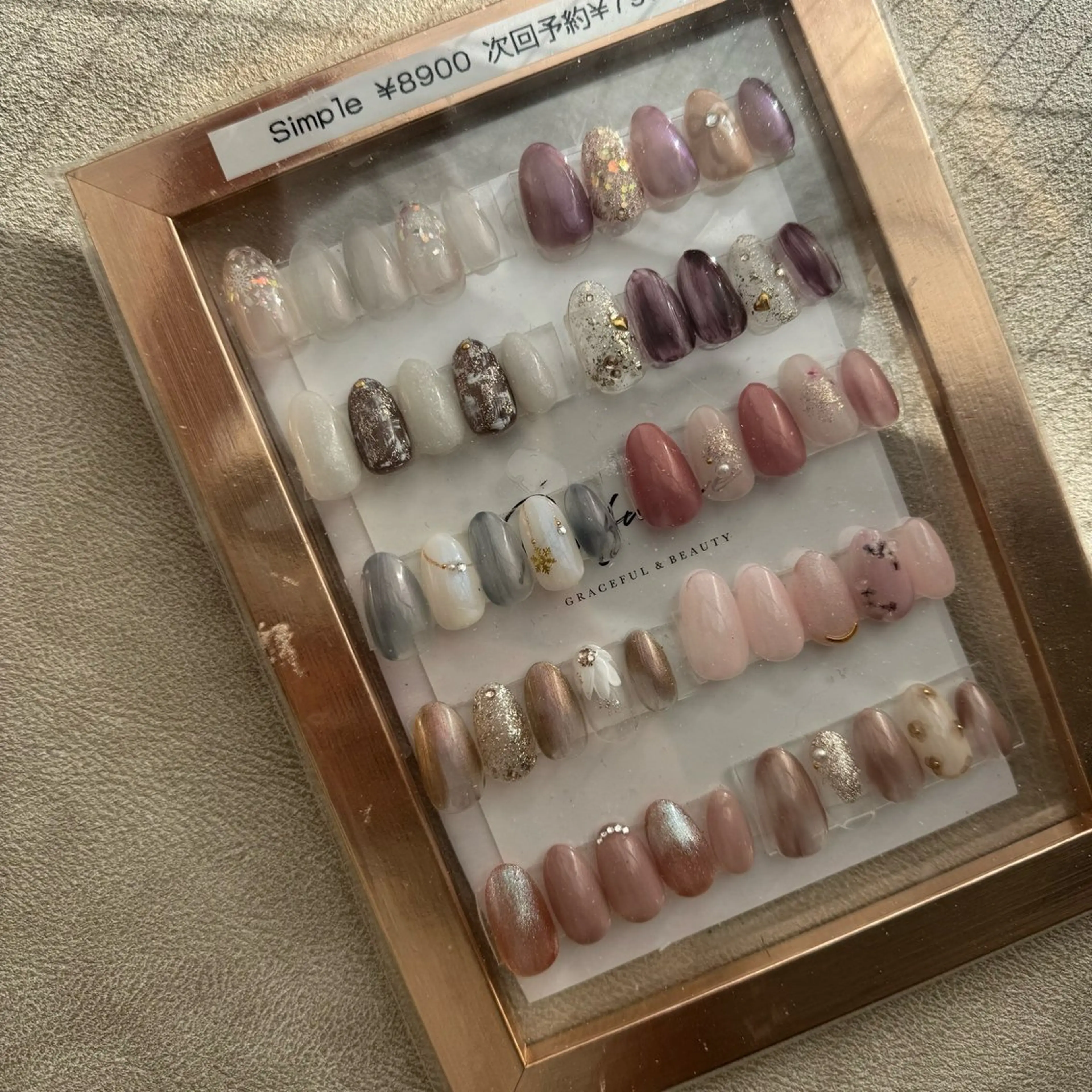 ネイル シンプルネイル H. Sayuriのネイルデザイン