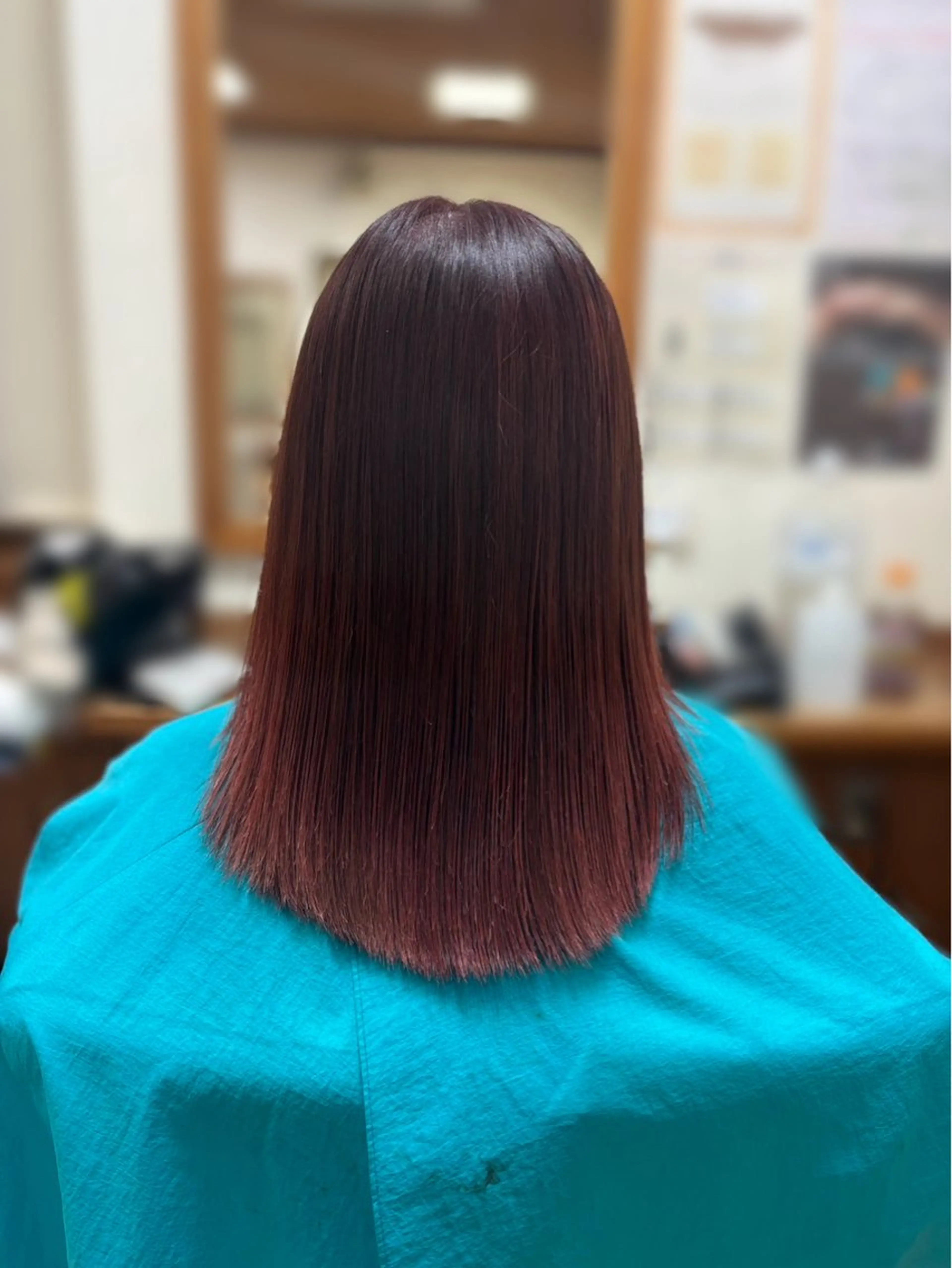 ミディアム カラー ヘアカラー Queen's gate 昭和palace所属・志村 梨帆のヘアスタイル