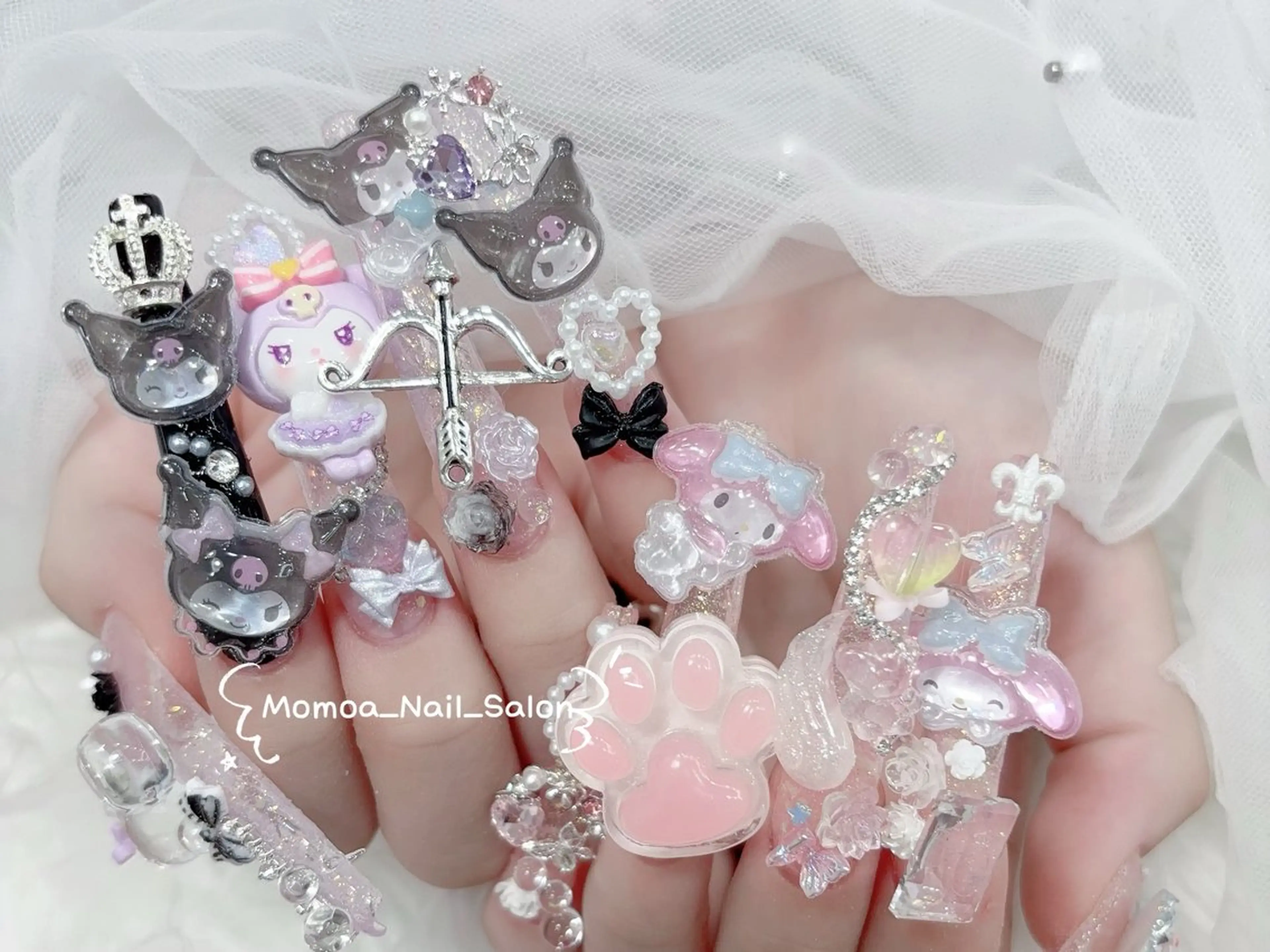 ネイル 成人式 ロングネイル マグネットネイル 大理石ネイル(マーブル) リボン ハンドネイル MoMoA Nail ネイル長さ出し専門店のネイルデザイン