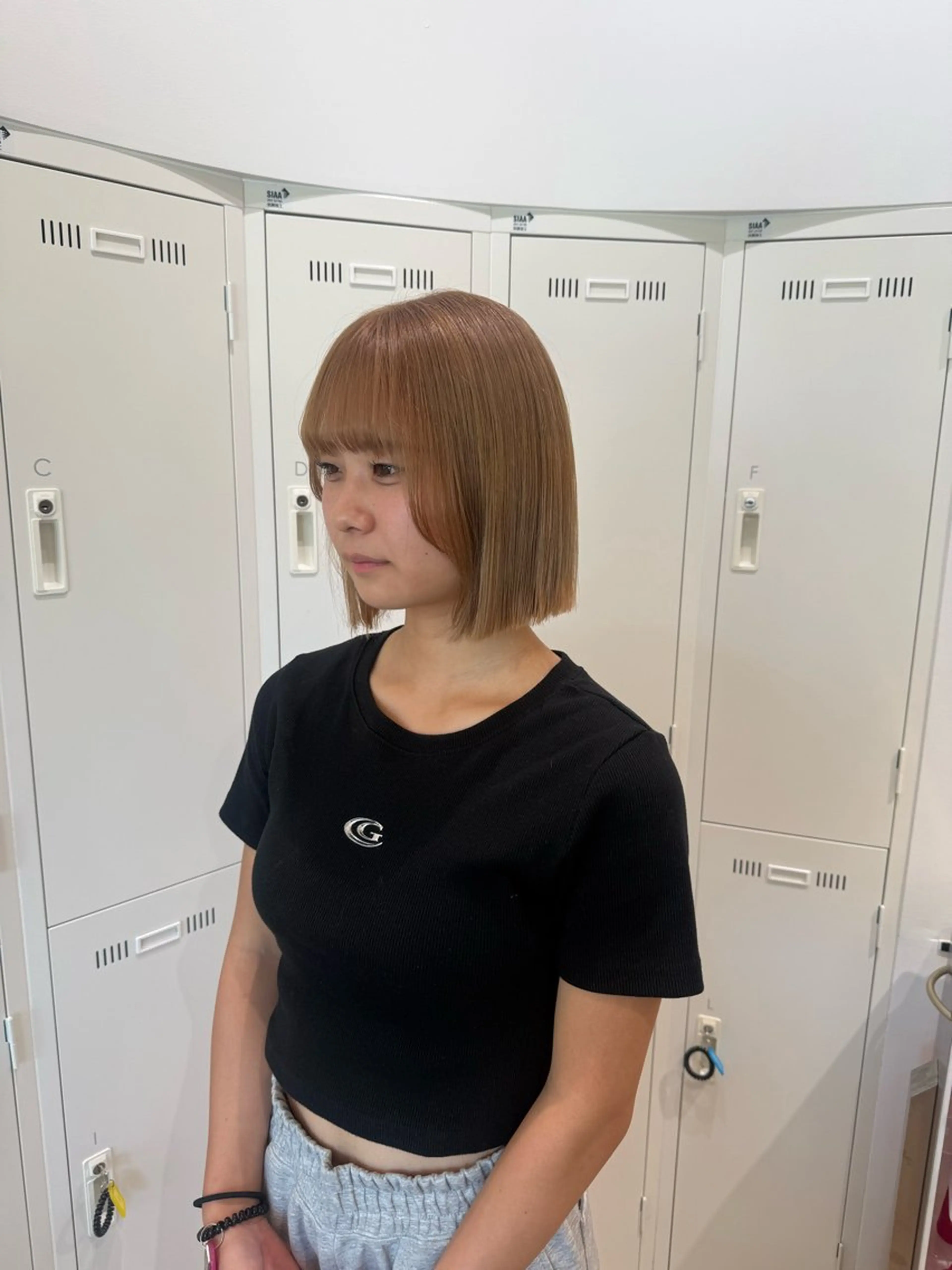 ショート カラー 艶髪/ハイトーン ️🫧rino🫧のヘアスタイル