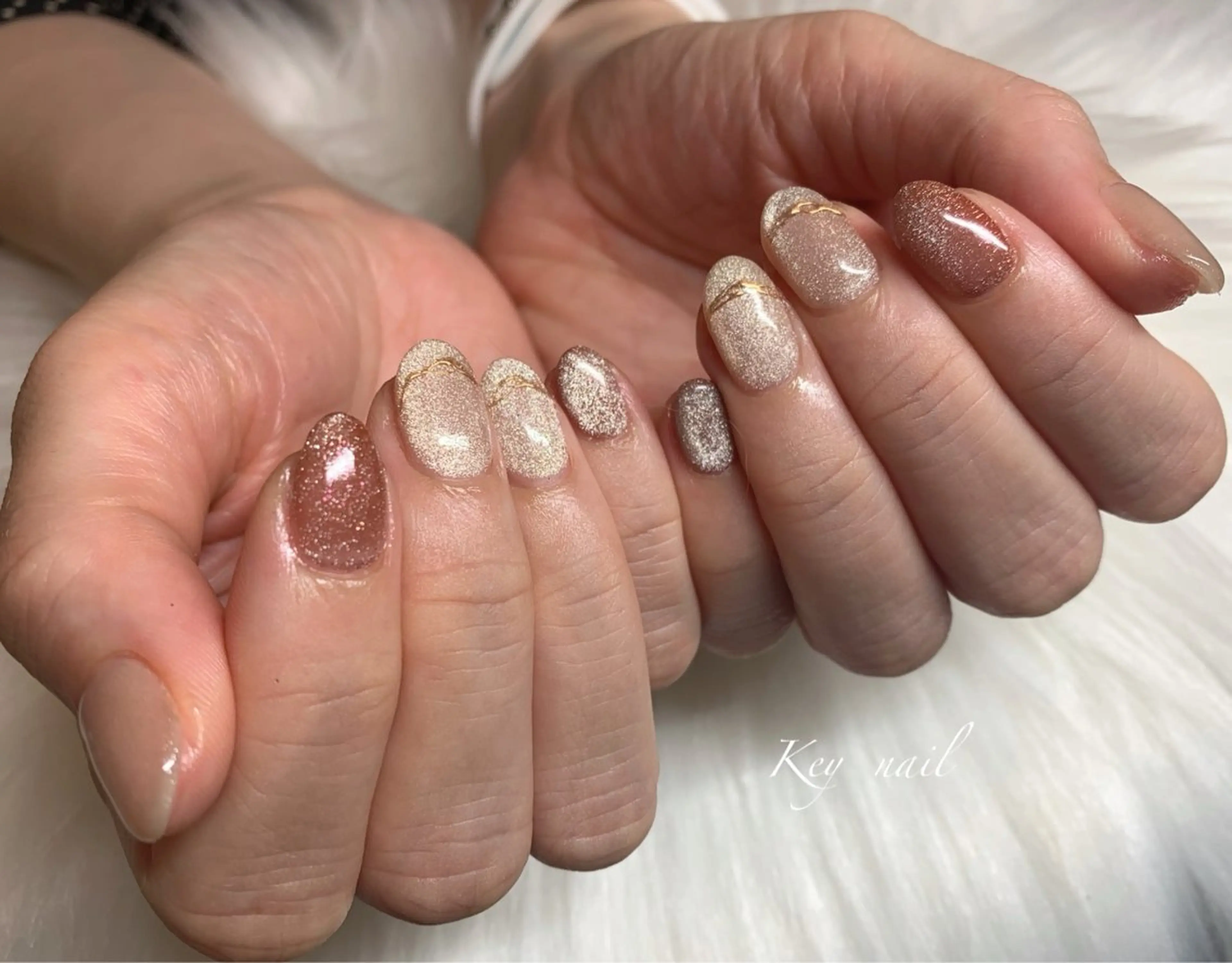 ネイル フレンチネイル グラデーション マグネットネイル Key nailのネイルデザイン