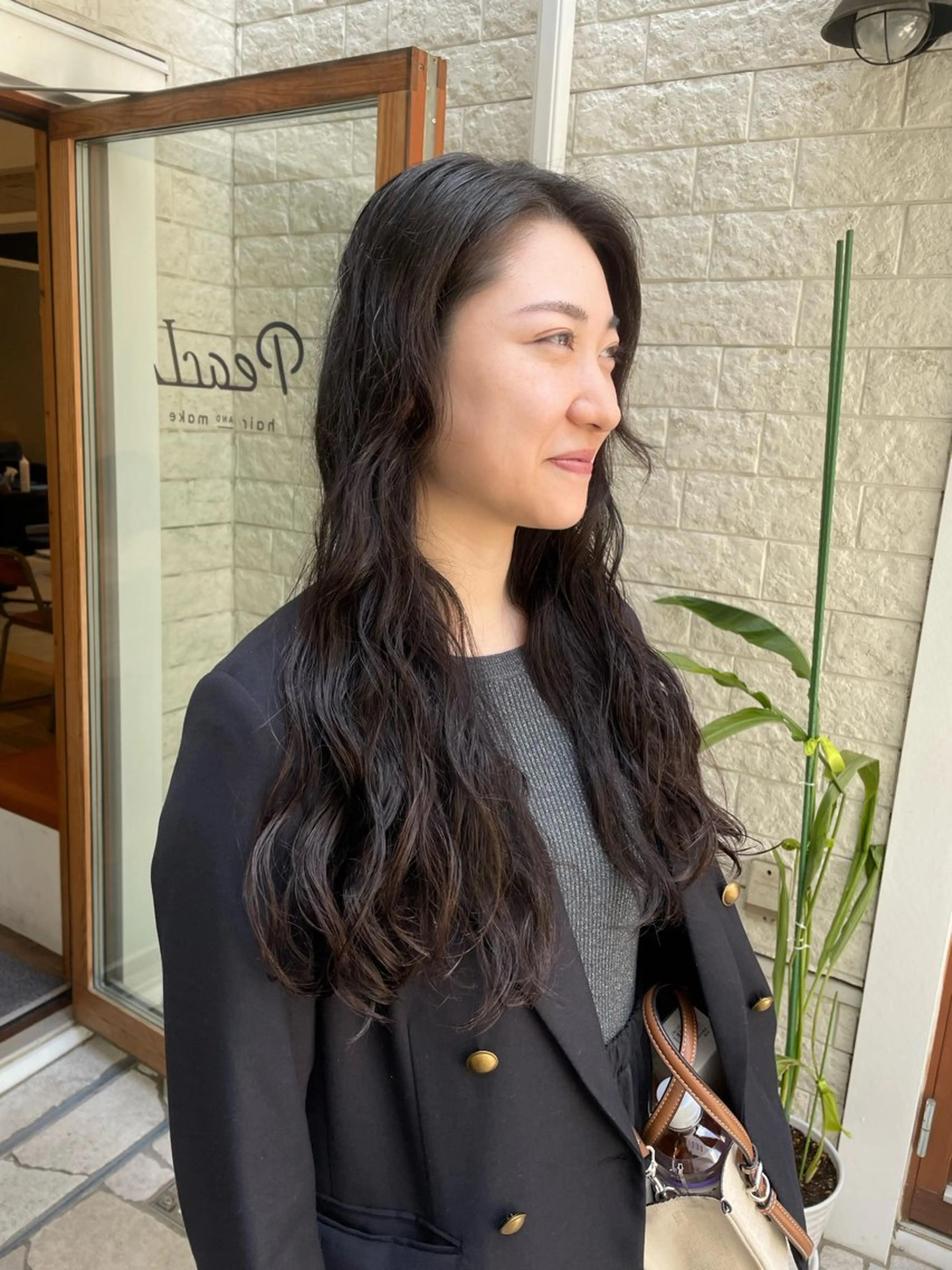 ロング カラー パーマ ロング カット パーマ トリートメント 髪質改善ストレート✨ パーマヘア✨YUKIのヘアスタイル