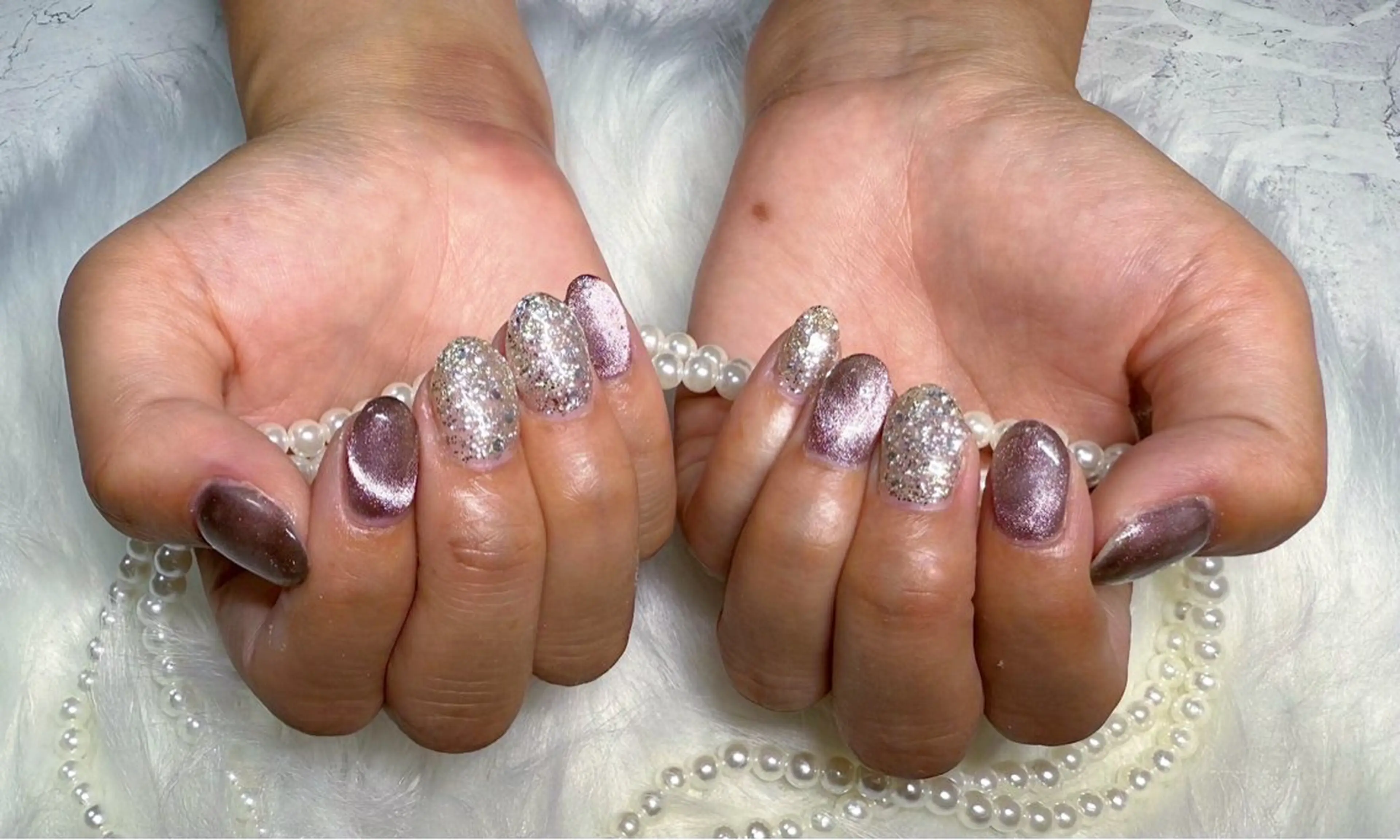 ネイル ラメ(グリッター) マグネットネイル シルバー ilona nail&ear jewelry所属・Maya🌼 ilonaのネイルデザイン