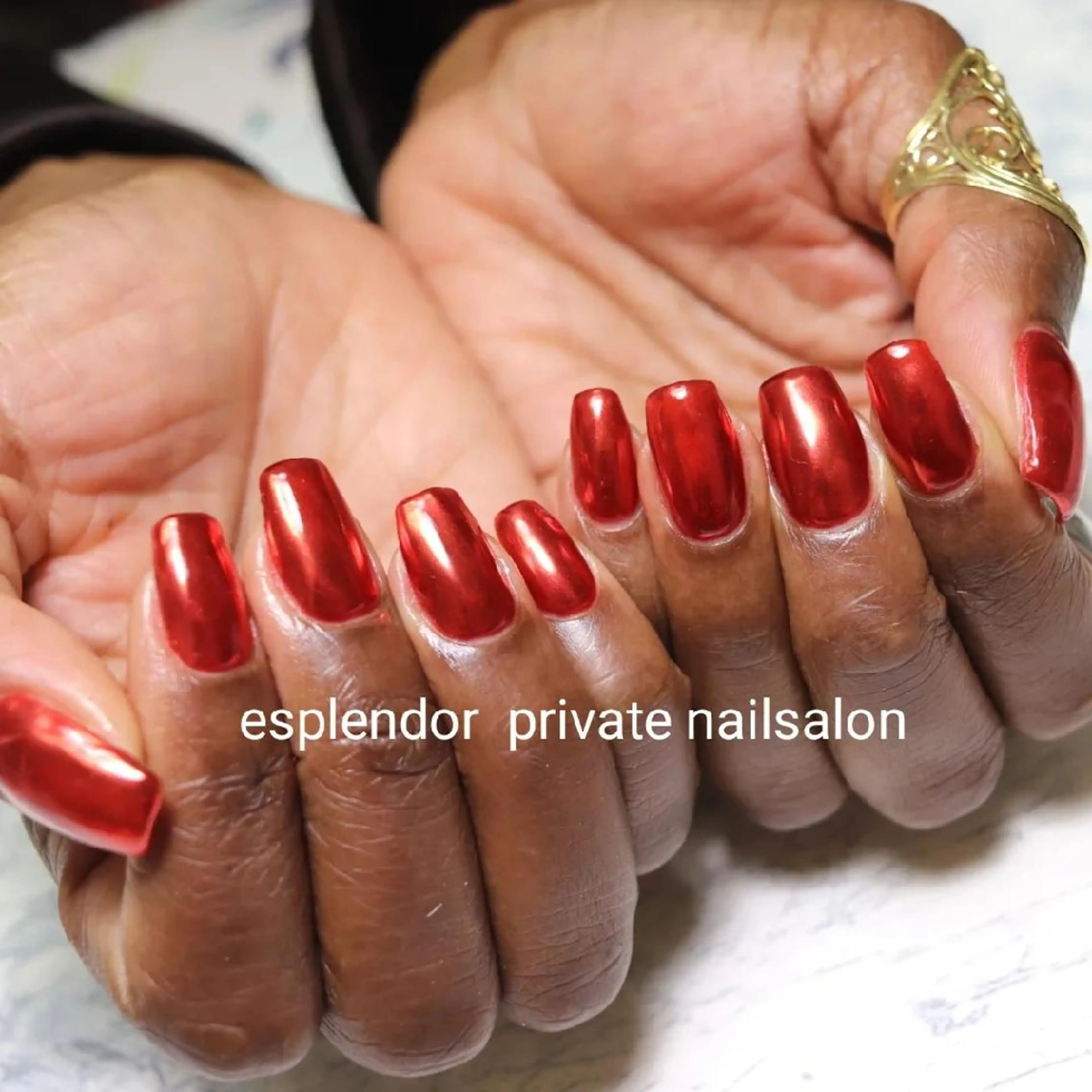 ネイル ハンドネイル フットネイル ハンドケア esplendor  エスプレンドル所属・esplendor  エスプレンドルのネイルデザイン