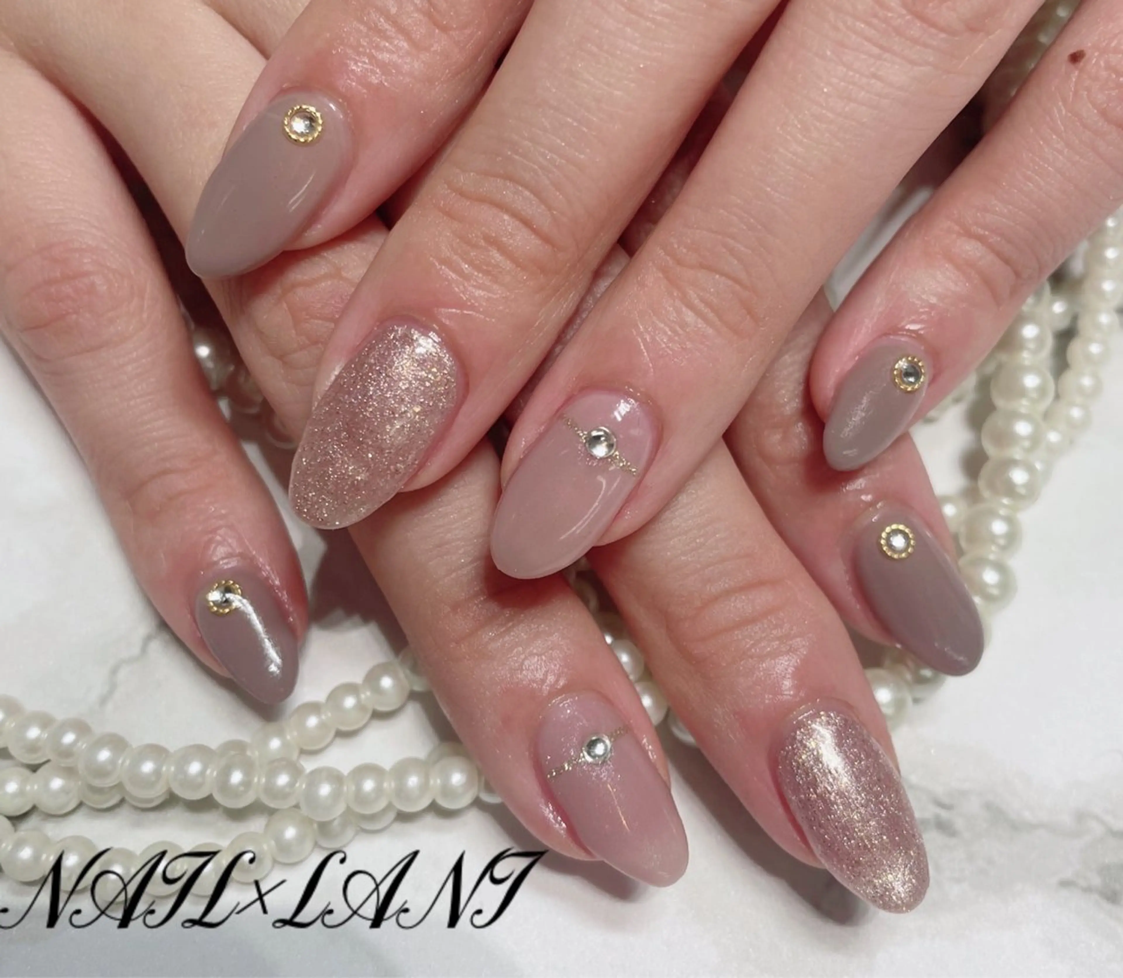 ネイル フットネイル ジェルネイル マグネットネイル パラジェル ハンドネイル 一之瀬 柚季のネイルデザイン