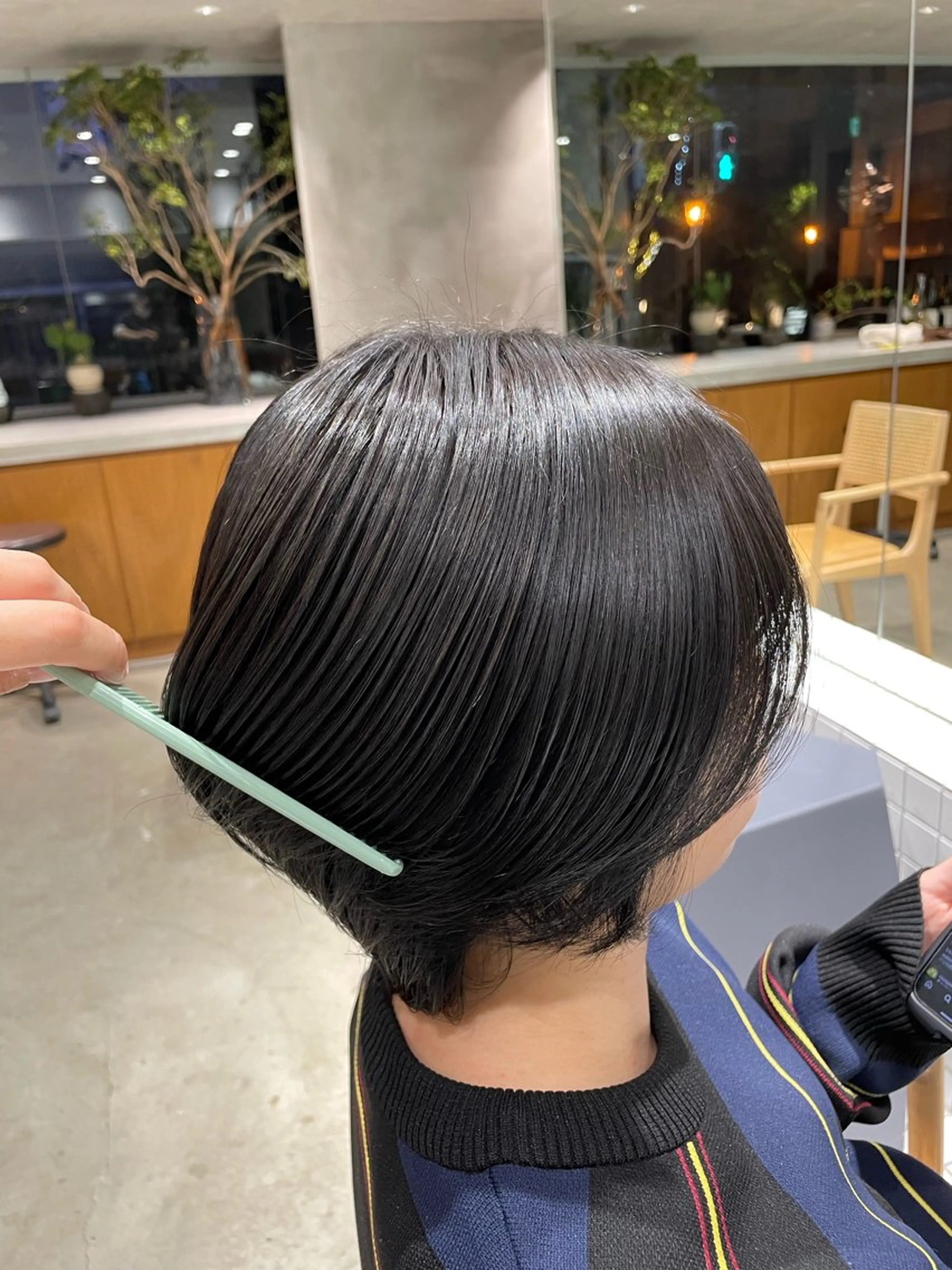ショート カラー 頼金 愛海のヘアスタイル