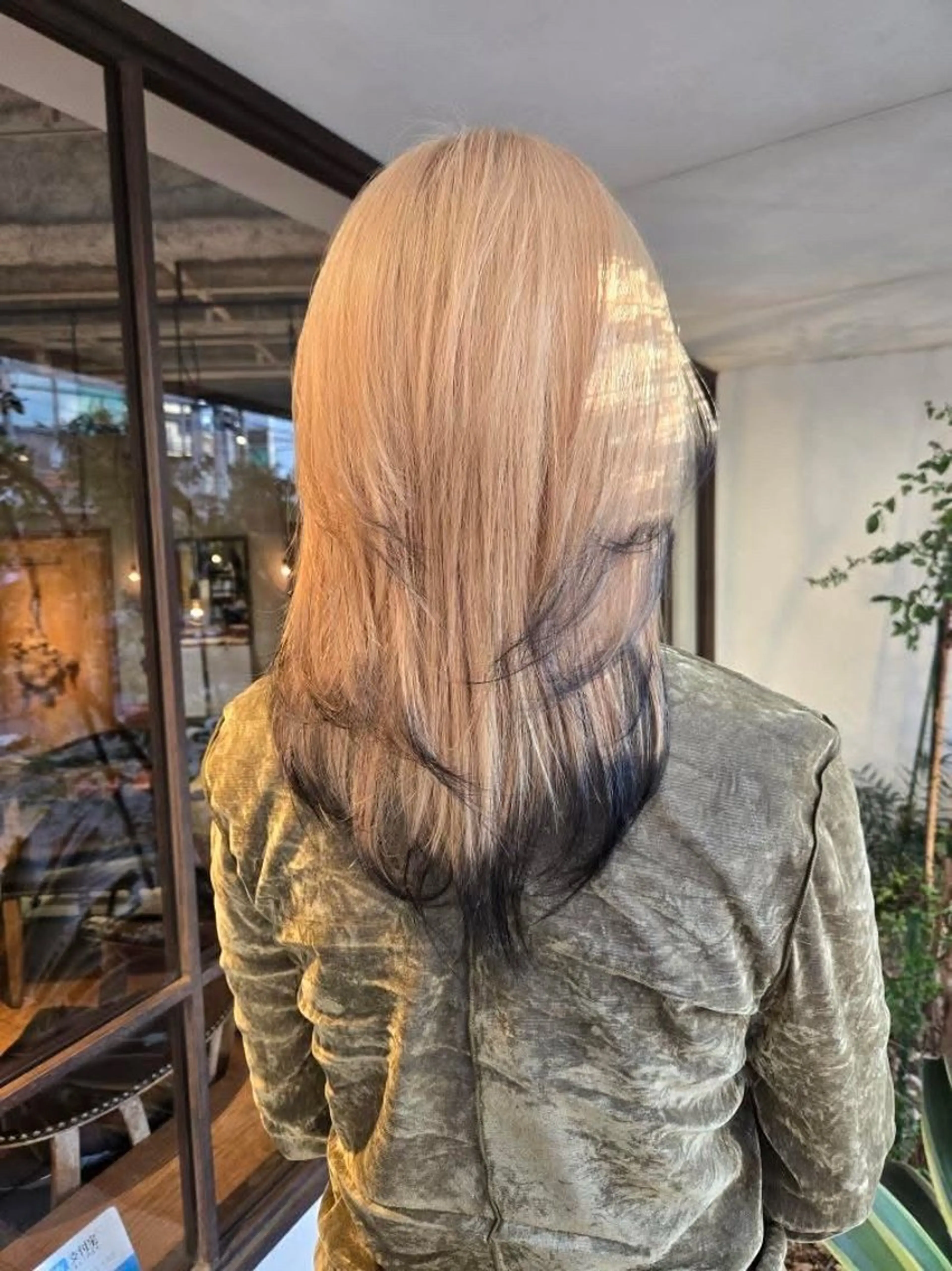 ロング カラー ヘアカラー IT’s所属・韓国好き🇰🇷 美容師MIKUのヘアスタイル