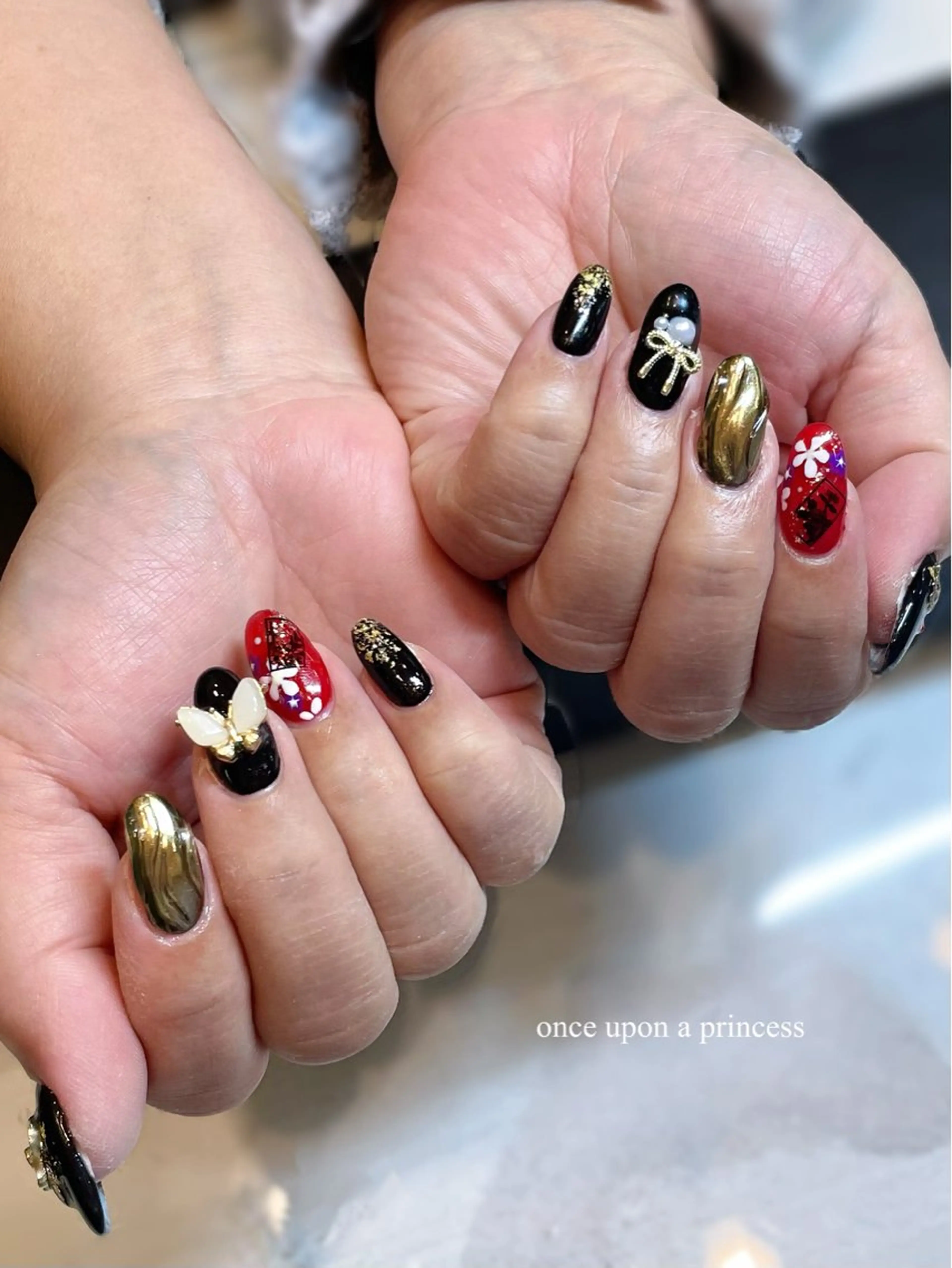 ネイル ハンドネイル Once upon a princessシェアサロンL'OM OSAKA所属・Once upon a princessのネイルデザイン