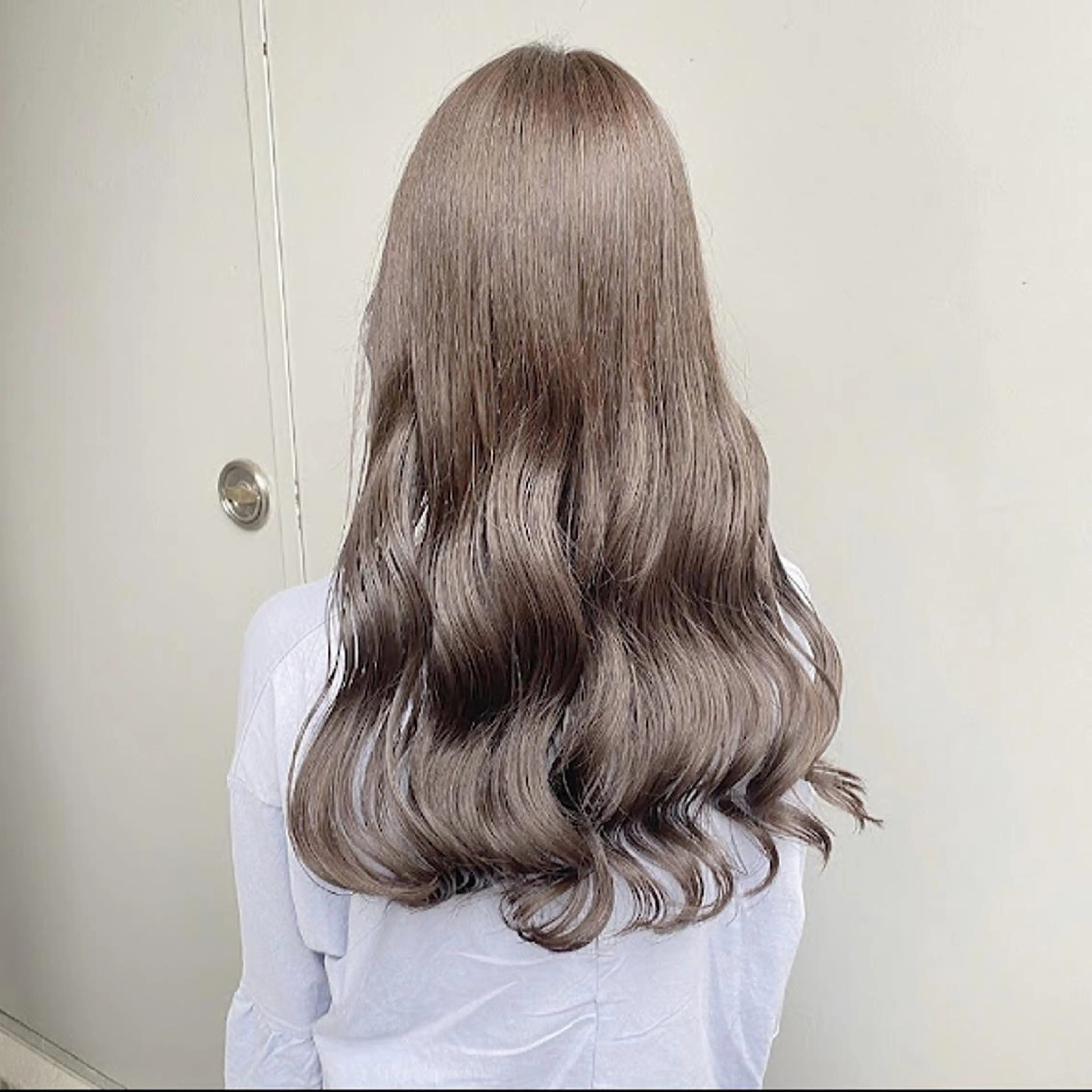 カラー 🪞THEATER 表参道店🩰のヘアスタイル