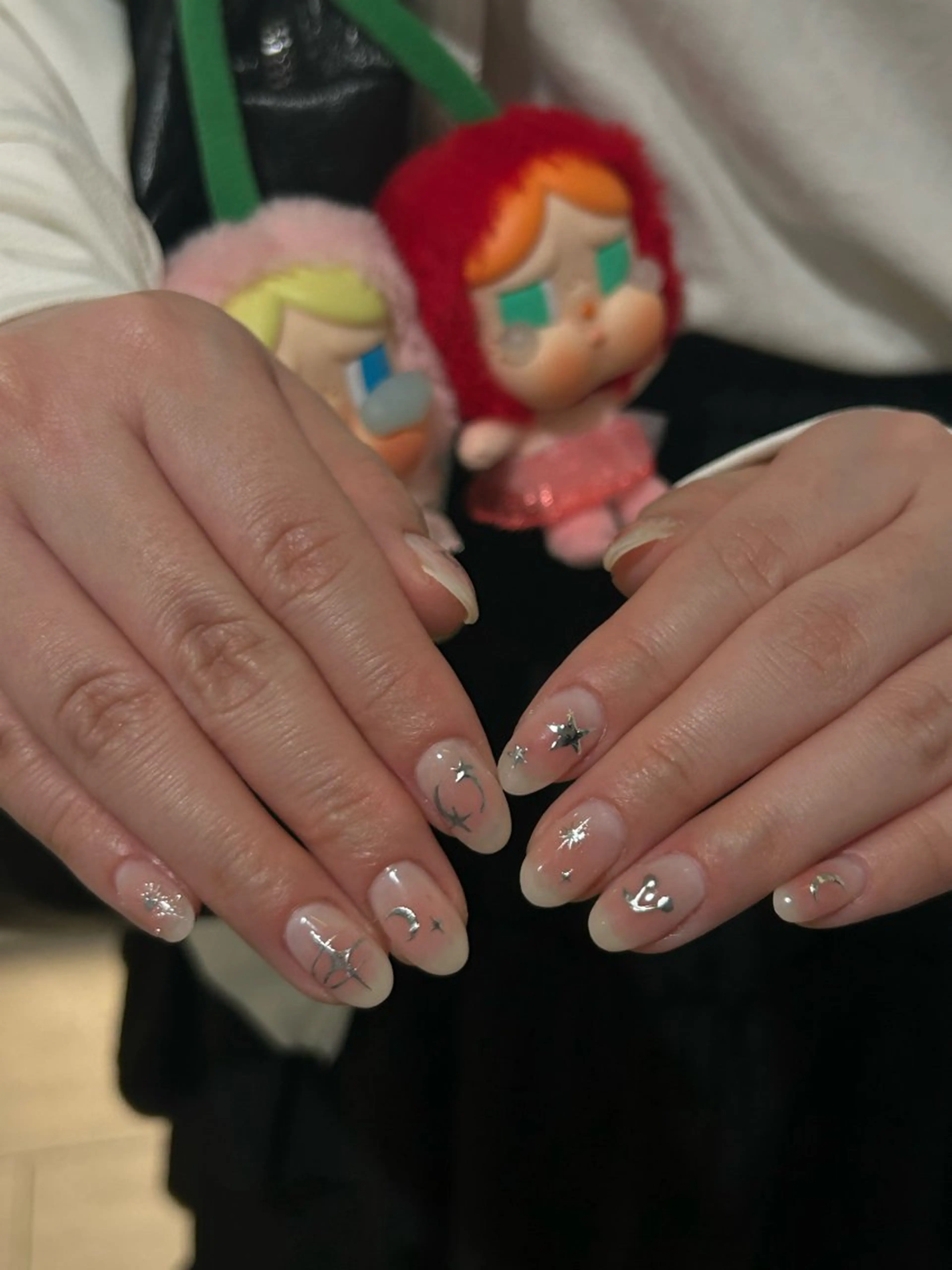 ネイル チークネイル 韓国ネイル オフィスネイル シンプルネイル Yuni.所属・sakae yurinaのネイルデザイン