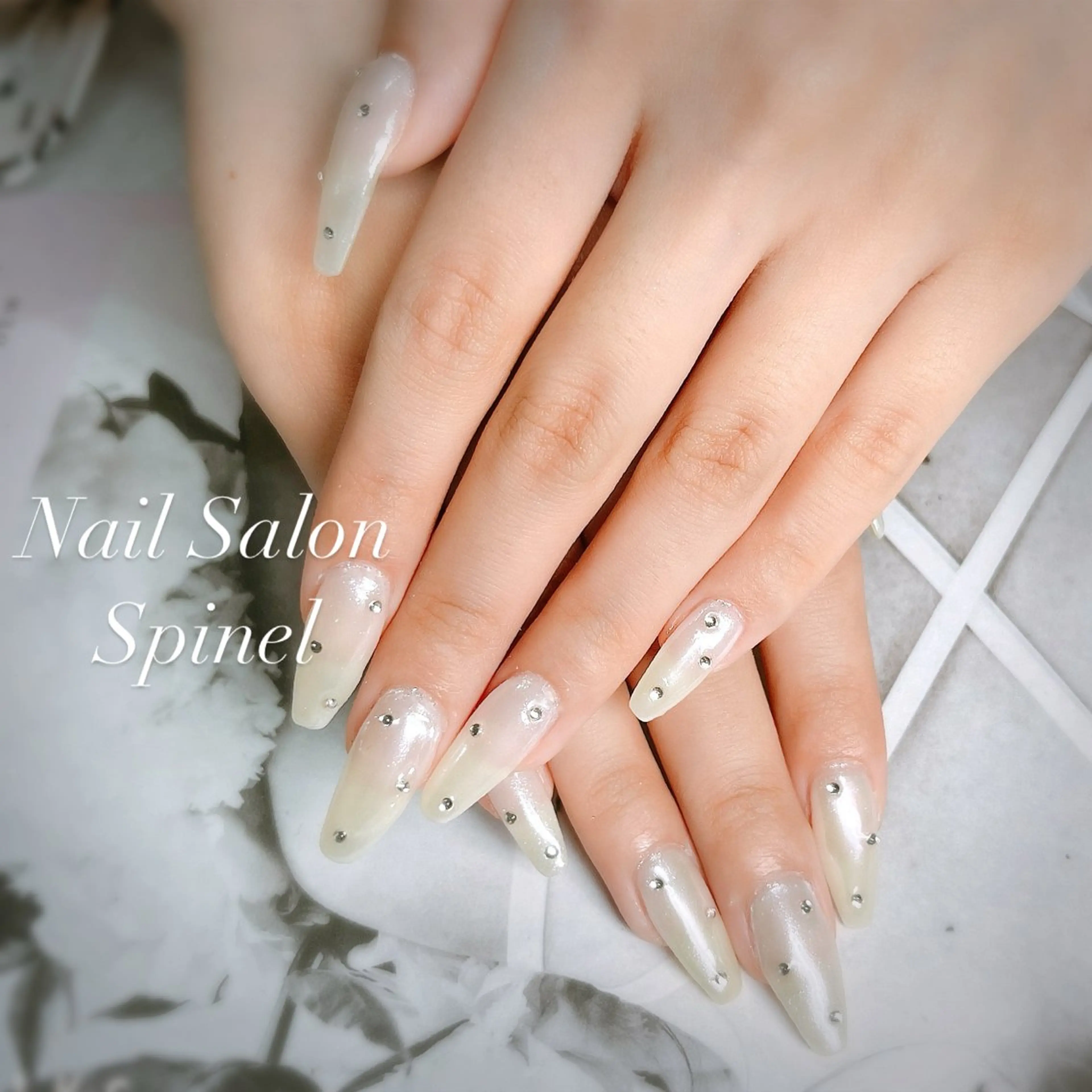 ネイル 杉山 千秋のネイルデザイン