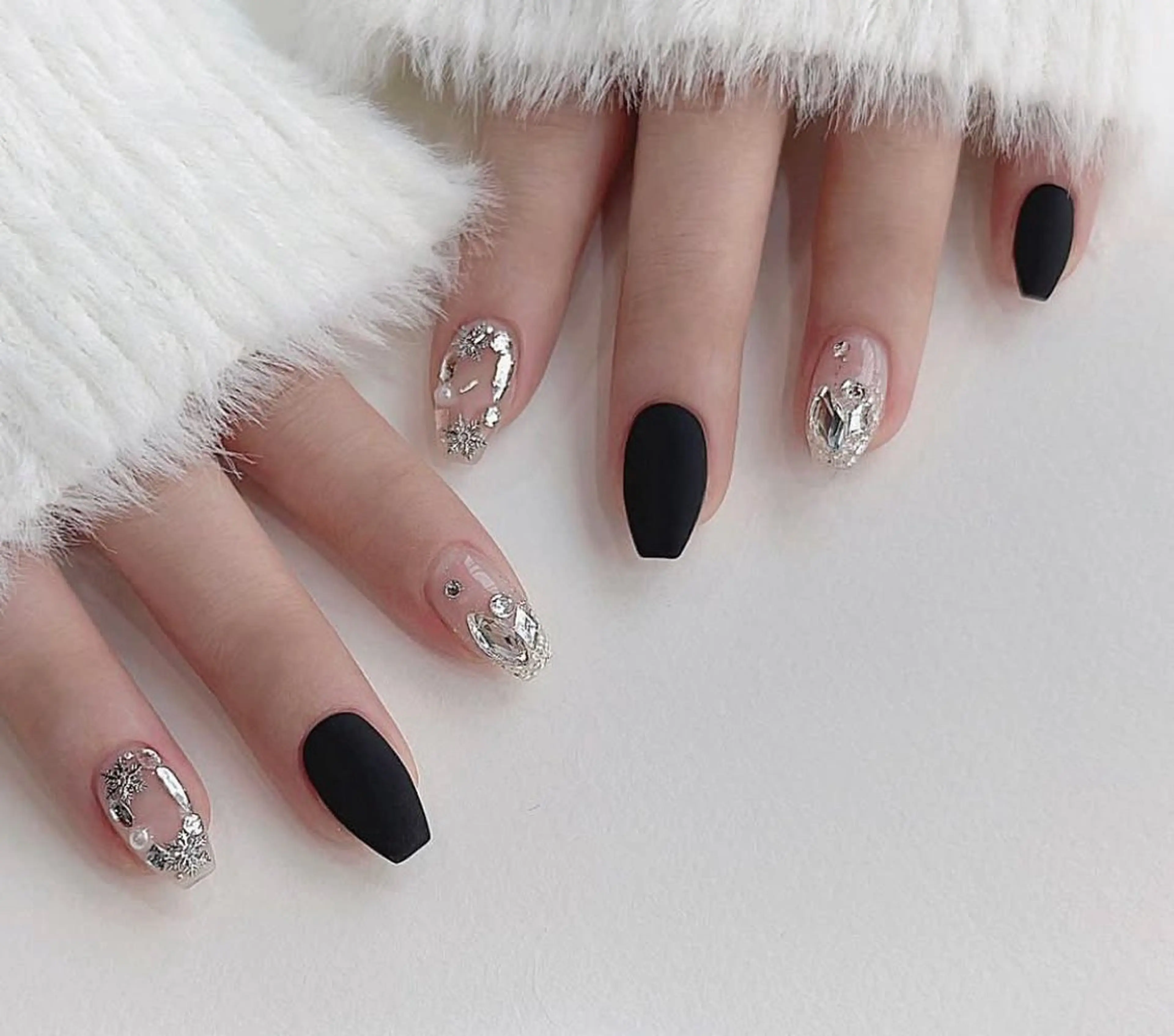 ネイル オーロラネイル ブルー チークネイル フットネイル フレンチネイル NAILS168 大家店のネイルデザイン