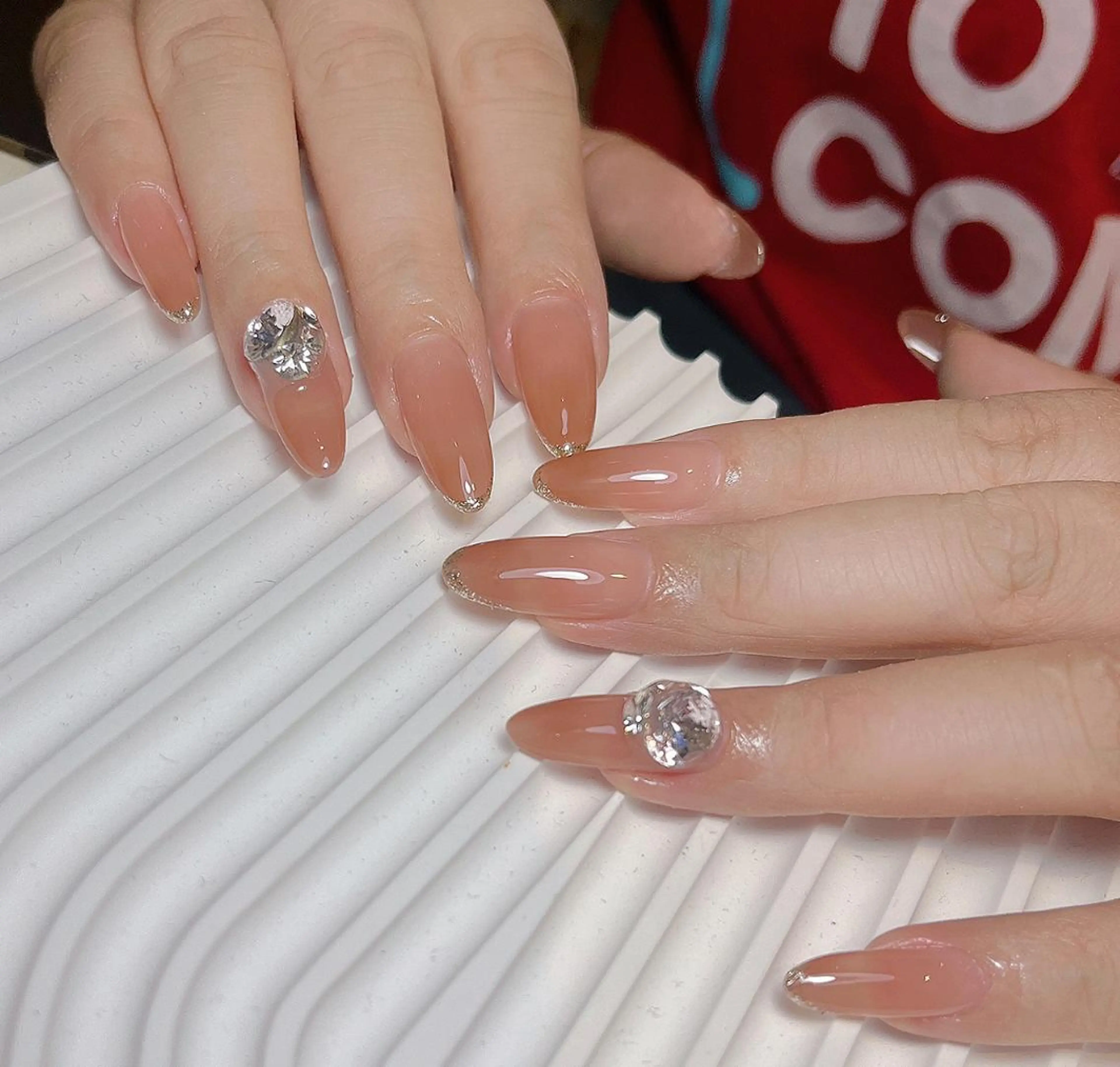 ネイル アートネイル 長さ出し ネイルチップ Queens ciciのネイルデザイン