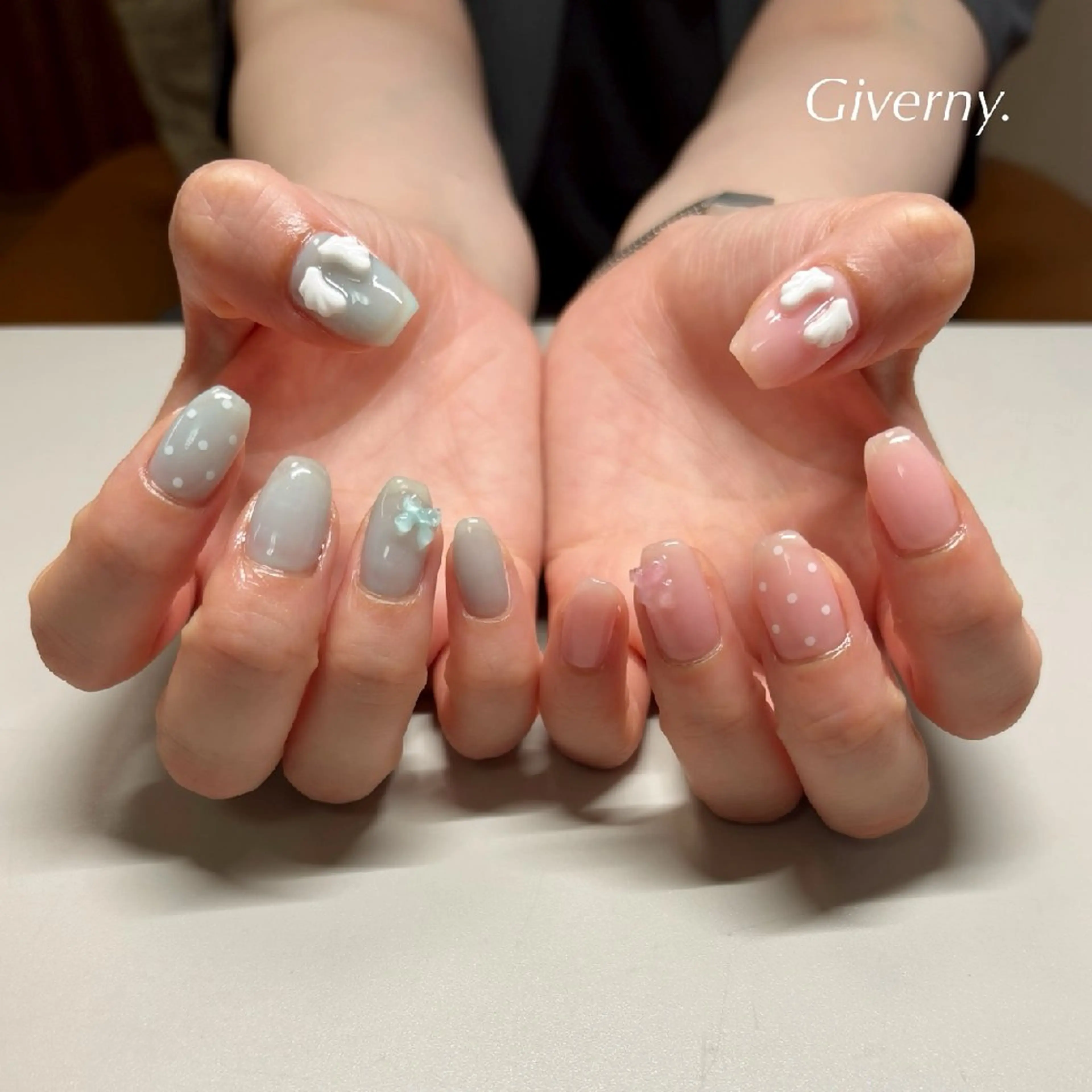 ネイル ハンドネイル Giverny .のネイルデザイン