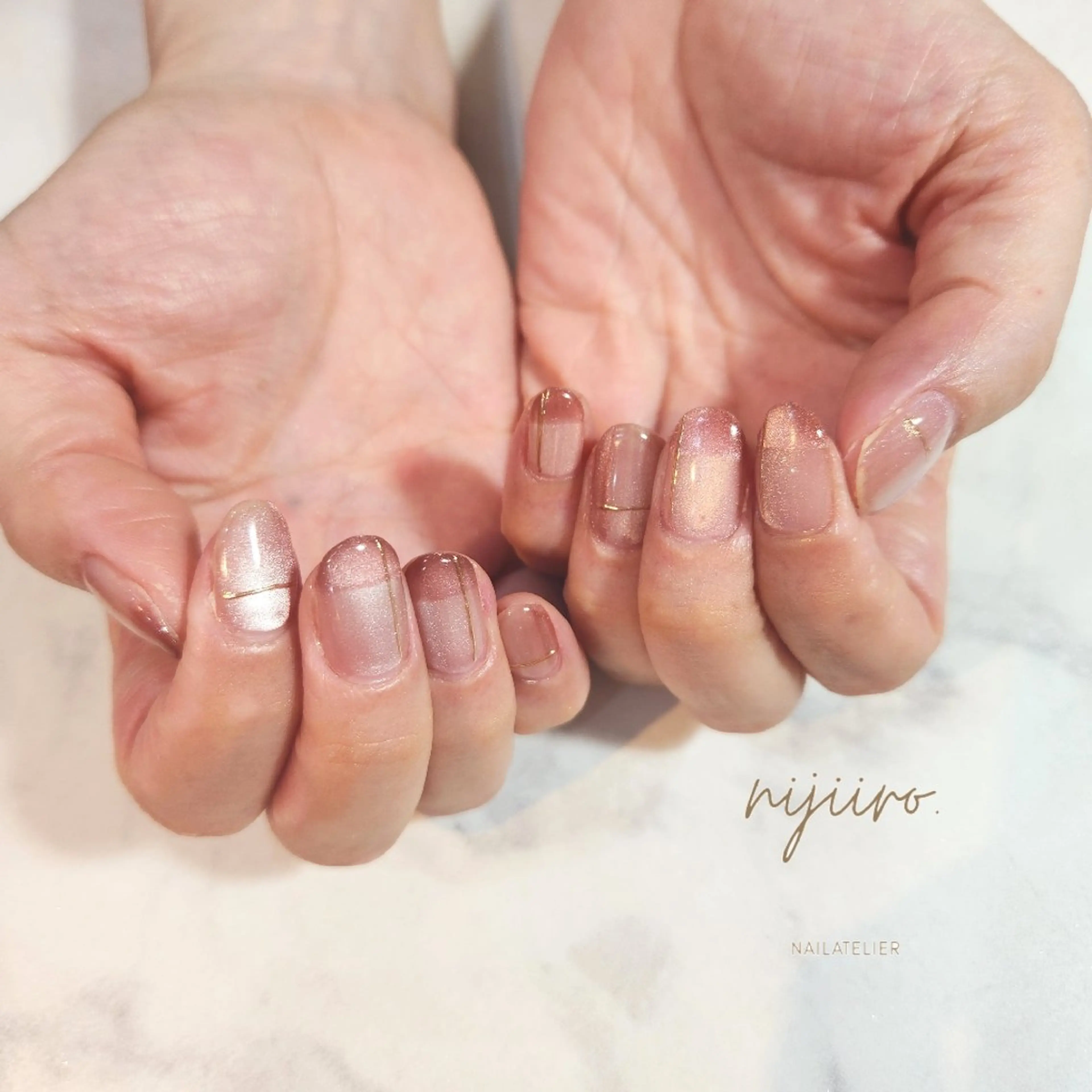 ネイル ハンドネイル nailatelier nijiiro.所属・nijiiro🌈 サトウのネイルデザイン