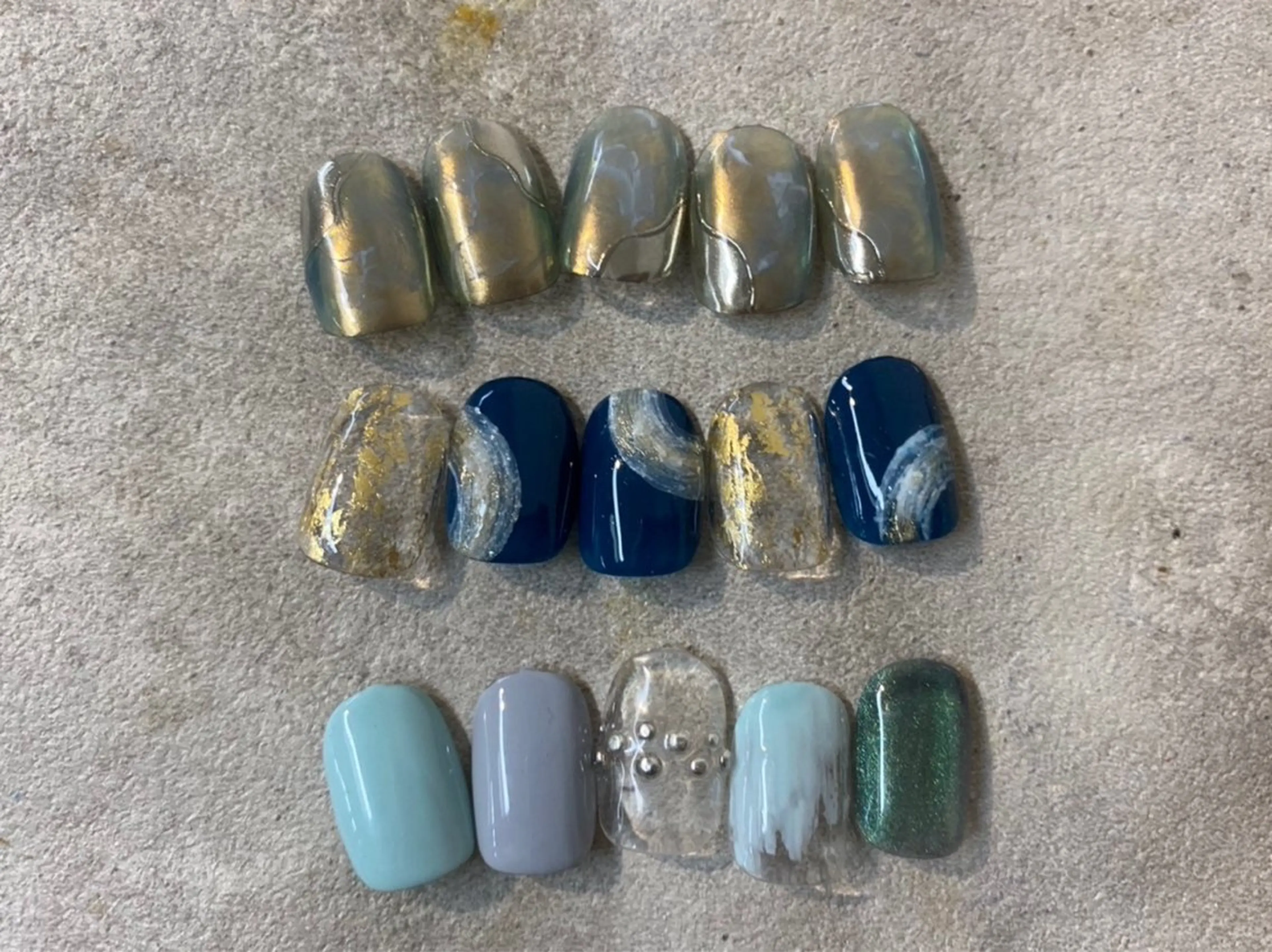 ネイル KUROIWA KAORIのネイルデザイン