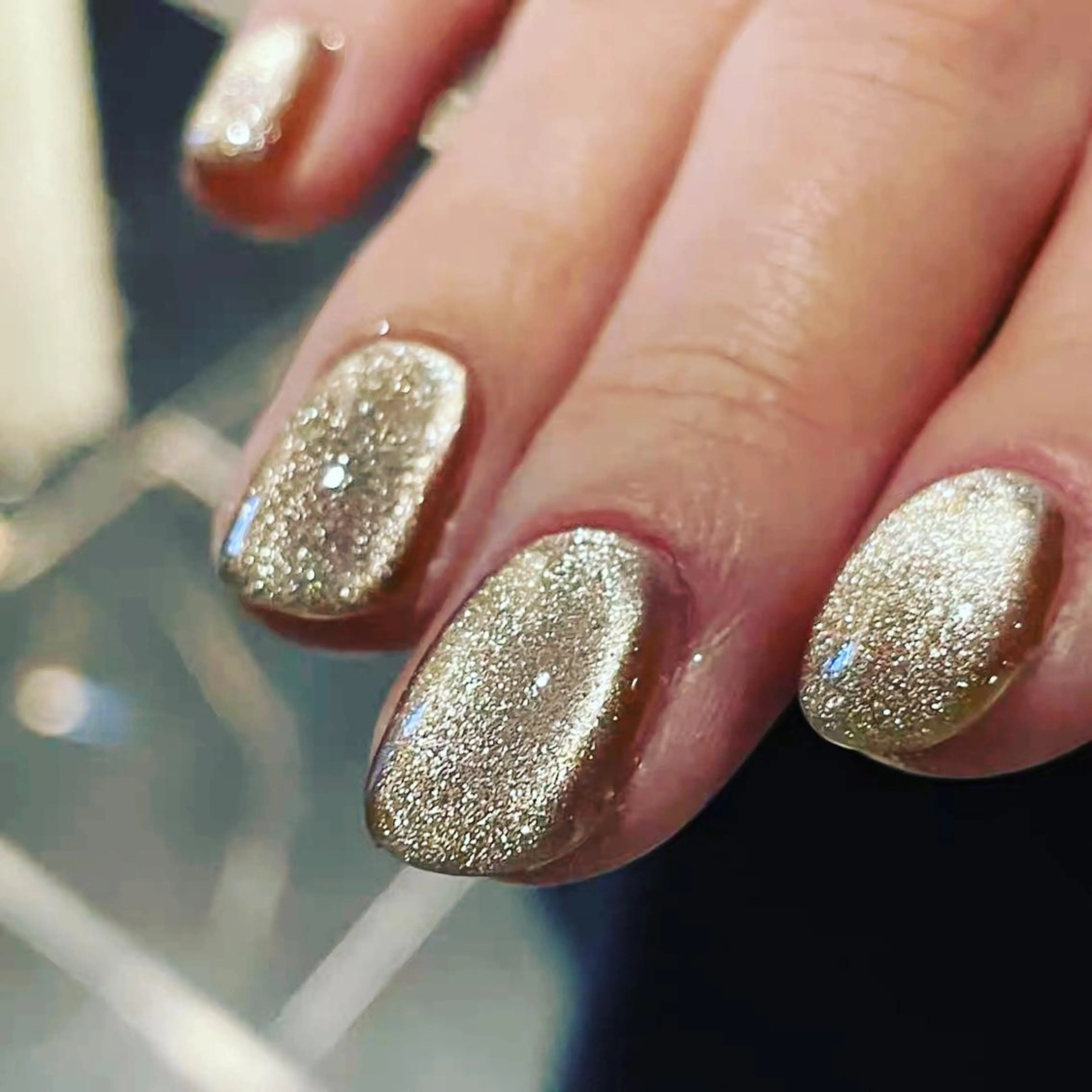 ネイル えい このネイルデザイン