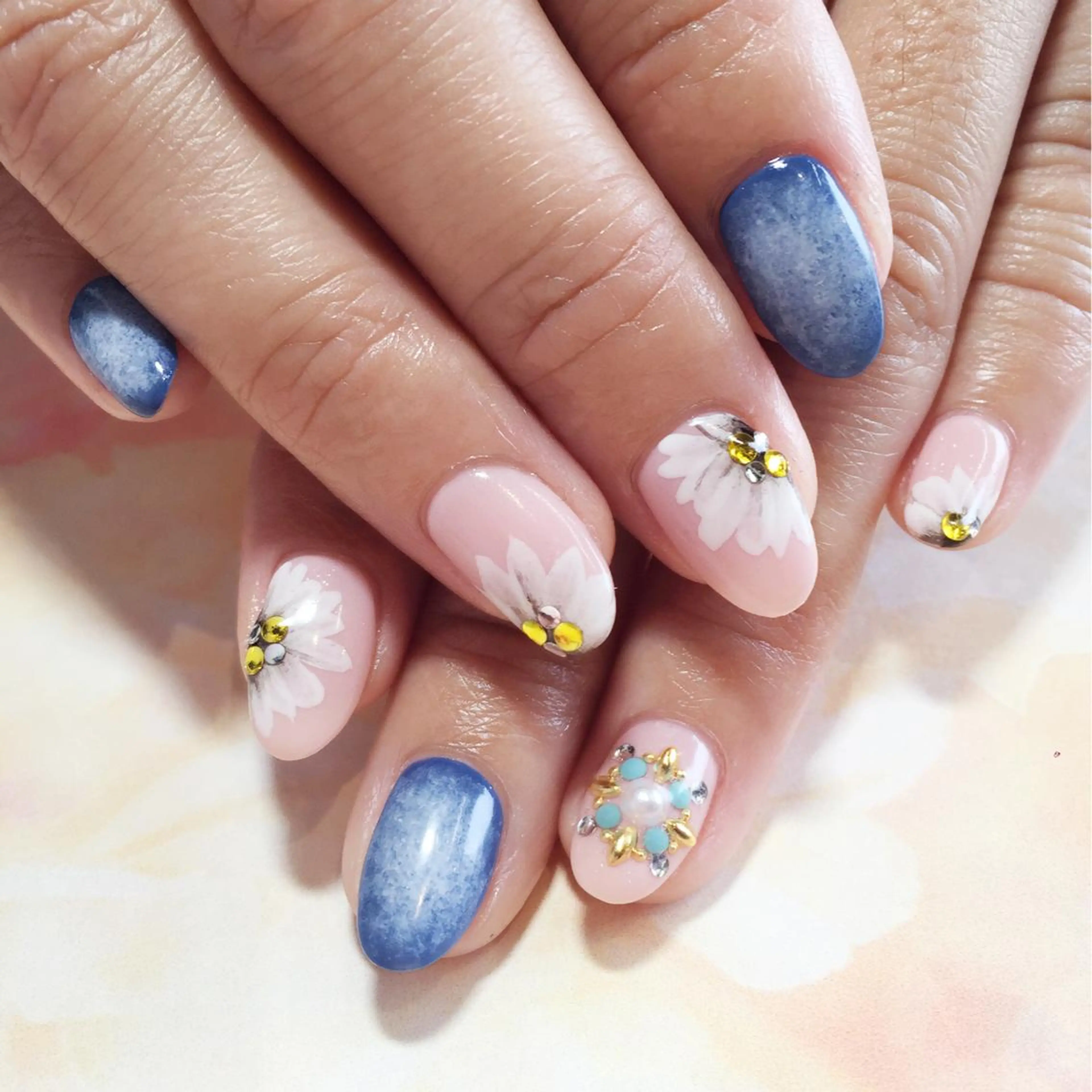 ネイル みよし市 nail salon*pomnal.co所属・Shimada Harukaのネイルデザイン