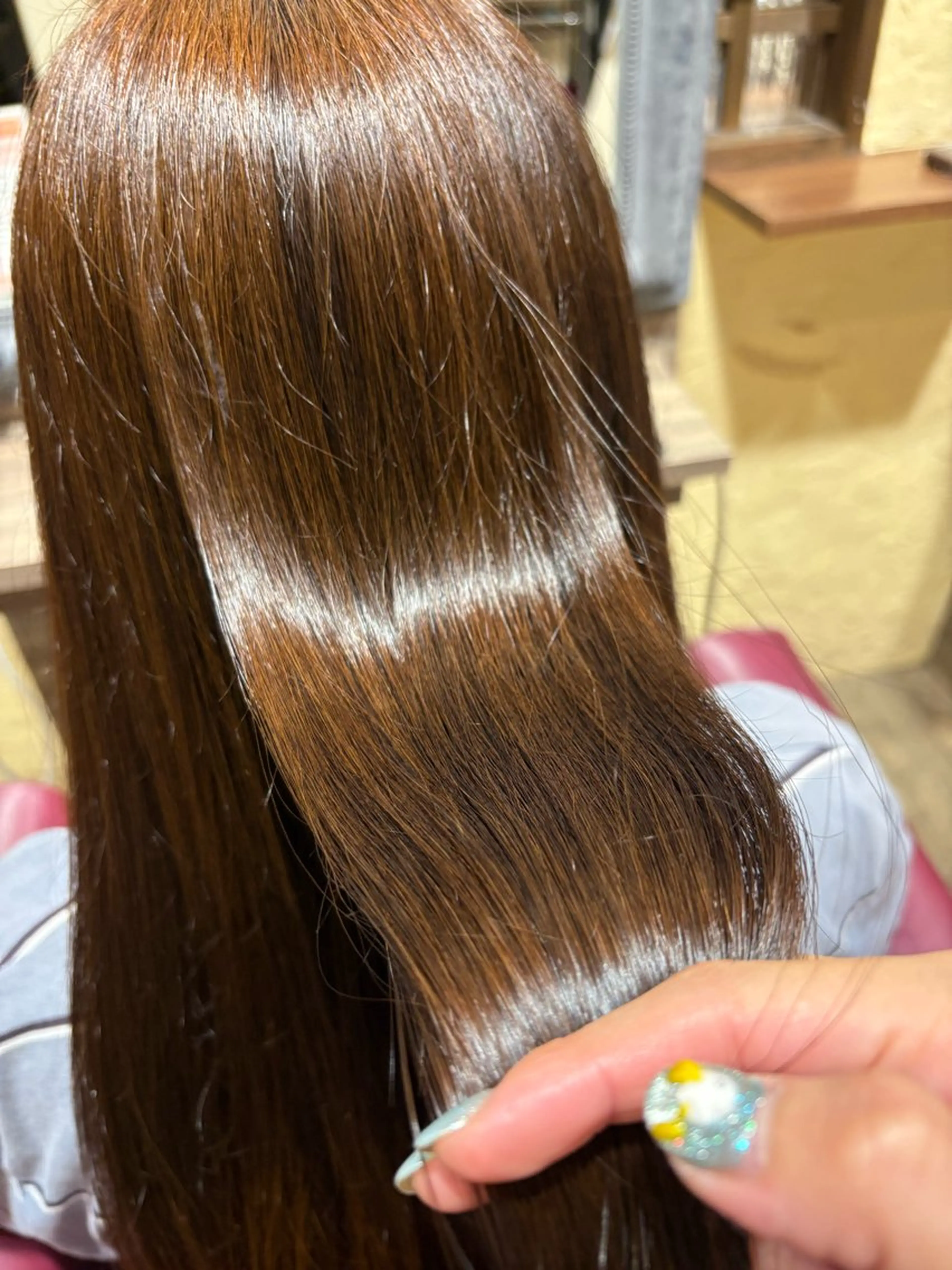 ロング 宇井 沙世子のヘアスタイル