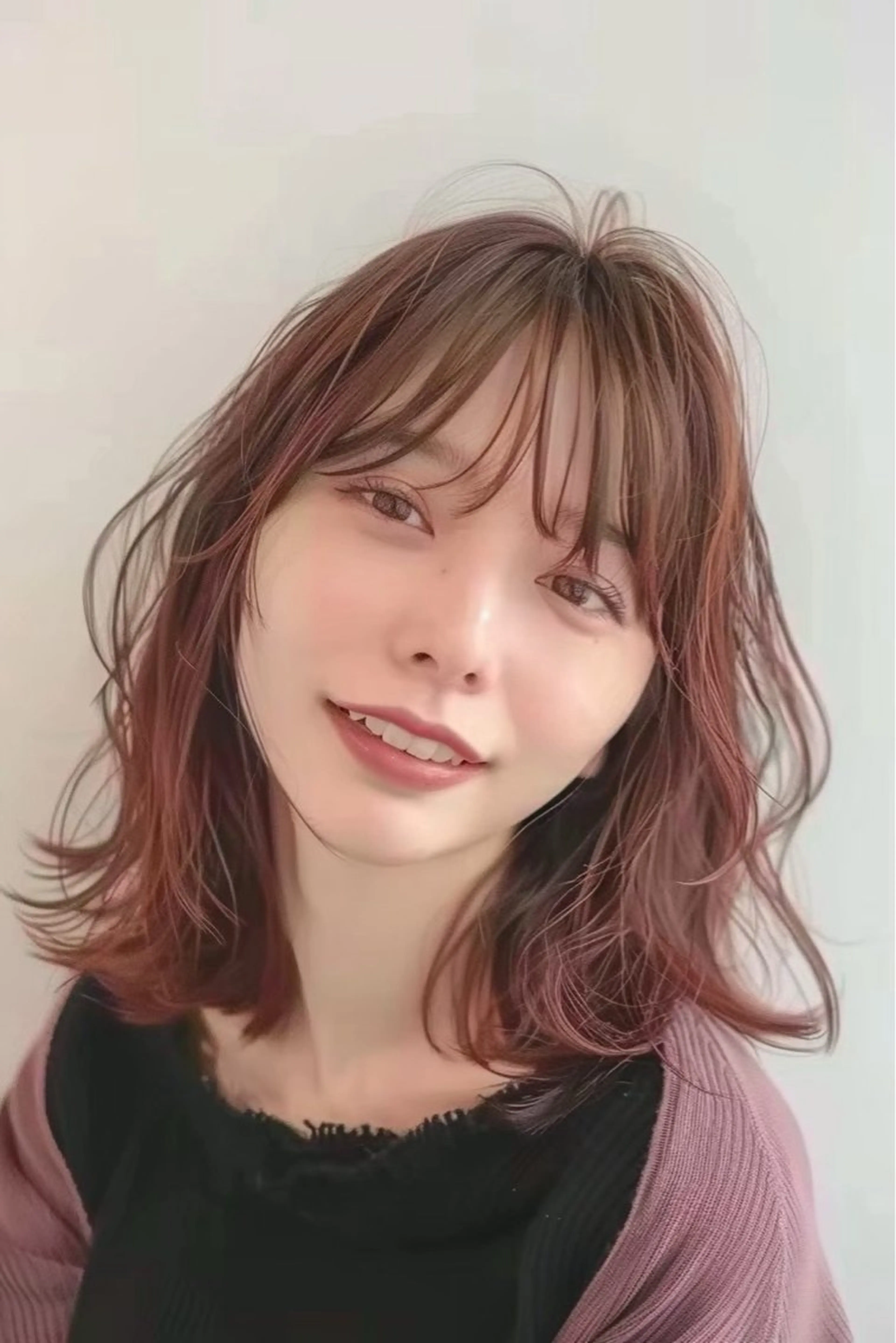 セミロング カット ヘアカラー トリートメント 最新ケアカラー 髪質改善YUTOのヘアスタイル