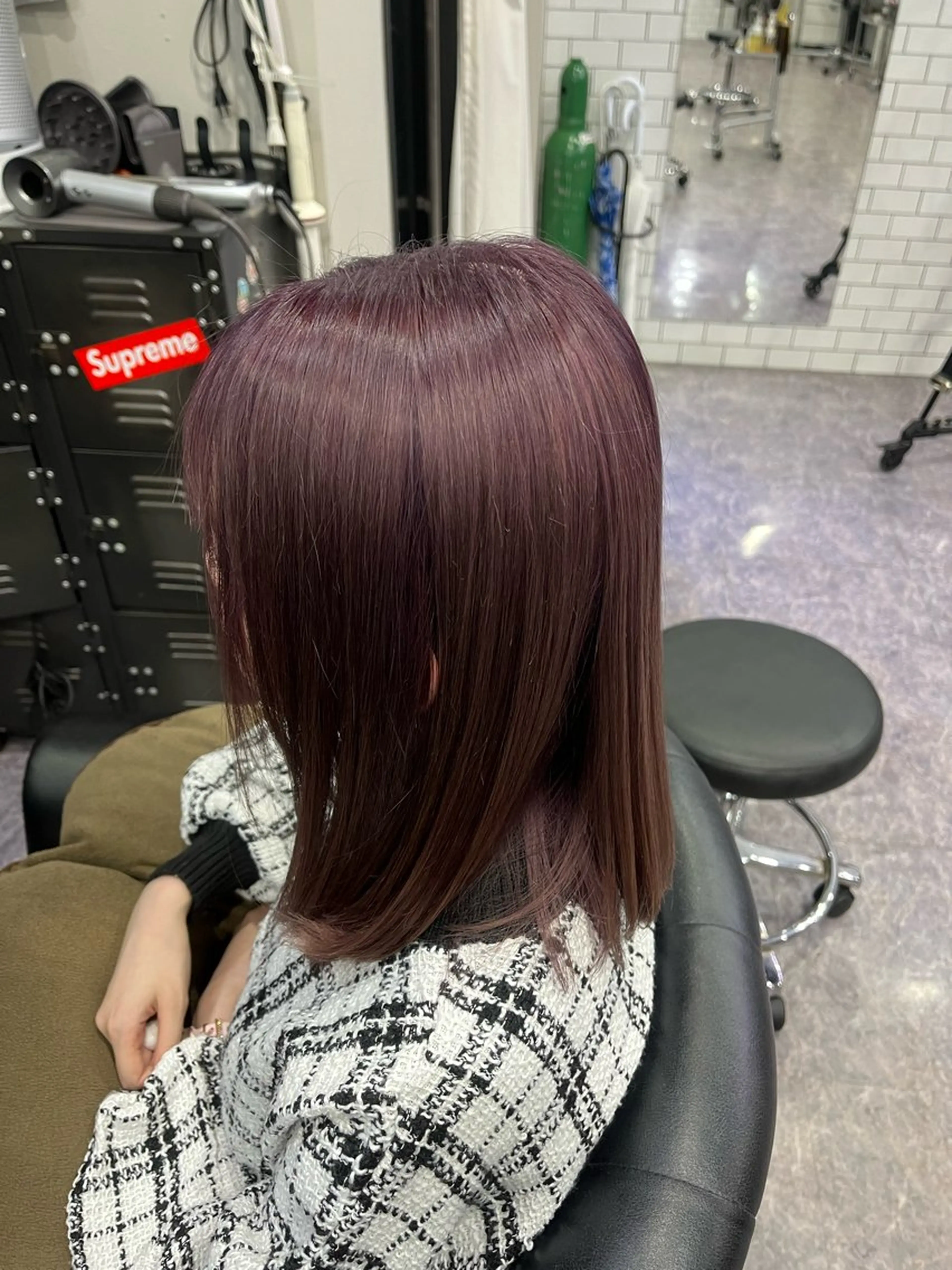 セミロング カラー ブリーチ 友滝 真菜美のヘアスタイル