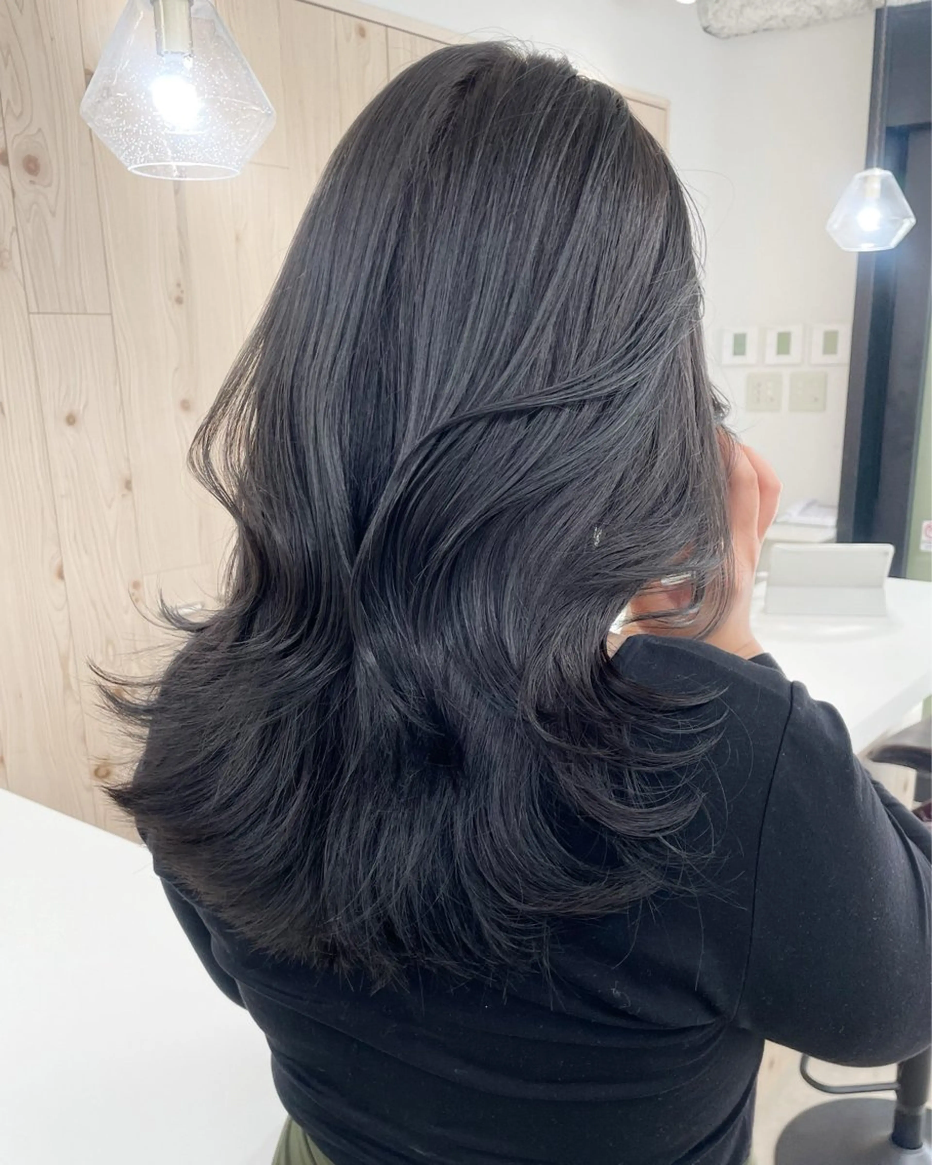 ロング カラー カット ヘアカラー トリートメント ヘアセット 新宿/韓国ヘア/ 髪質改善ストレートのヘアスタイル