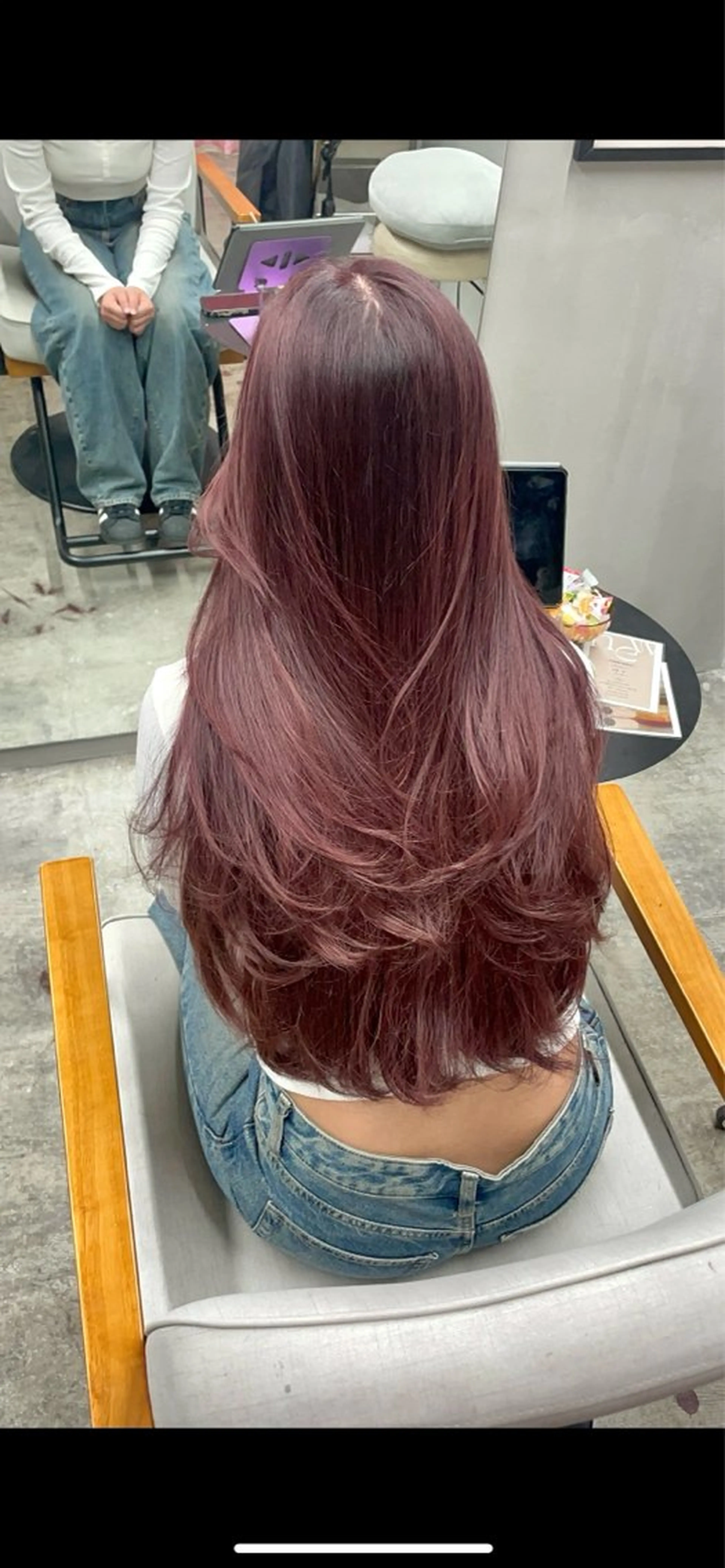 ロング カット ヘアカラー トリートメント miloc himekaのヘアスタイル