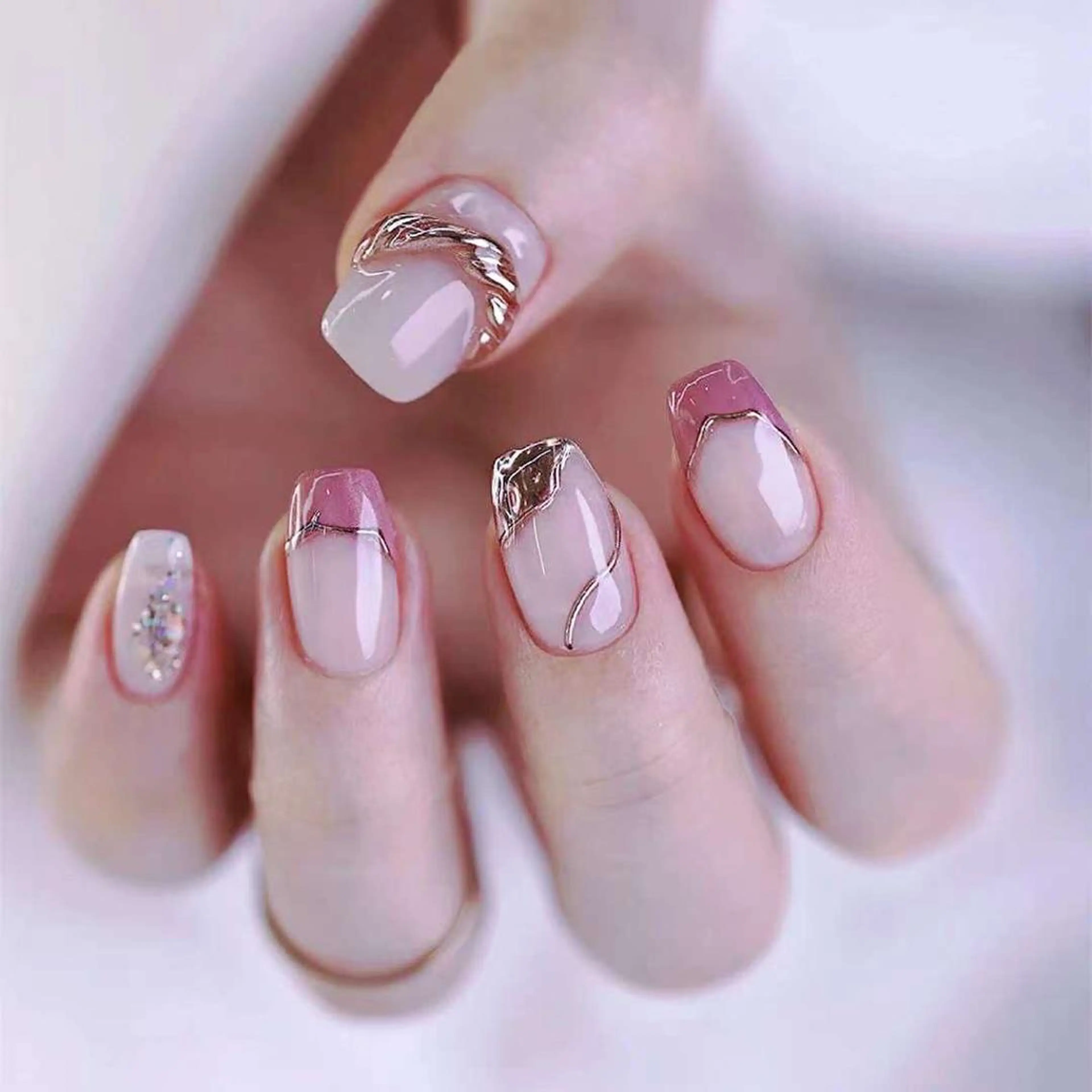 ネイル INF ネイルサロンのネイルデザイン