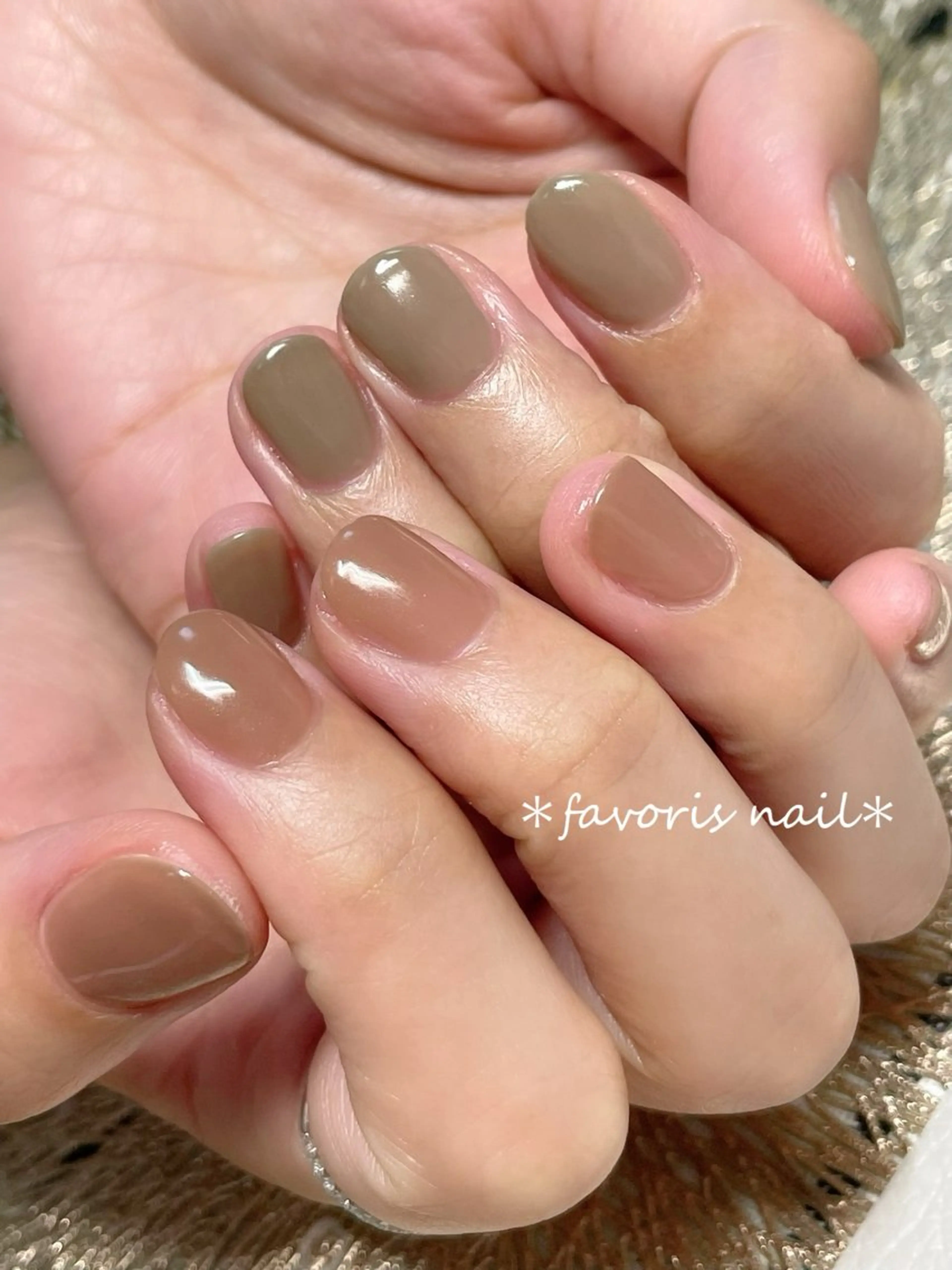 ネイル ワンカラーネイル favoris nail🌼のネイルデザイン