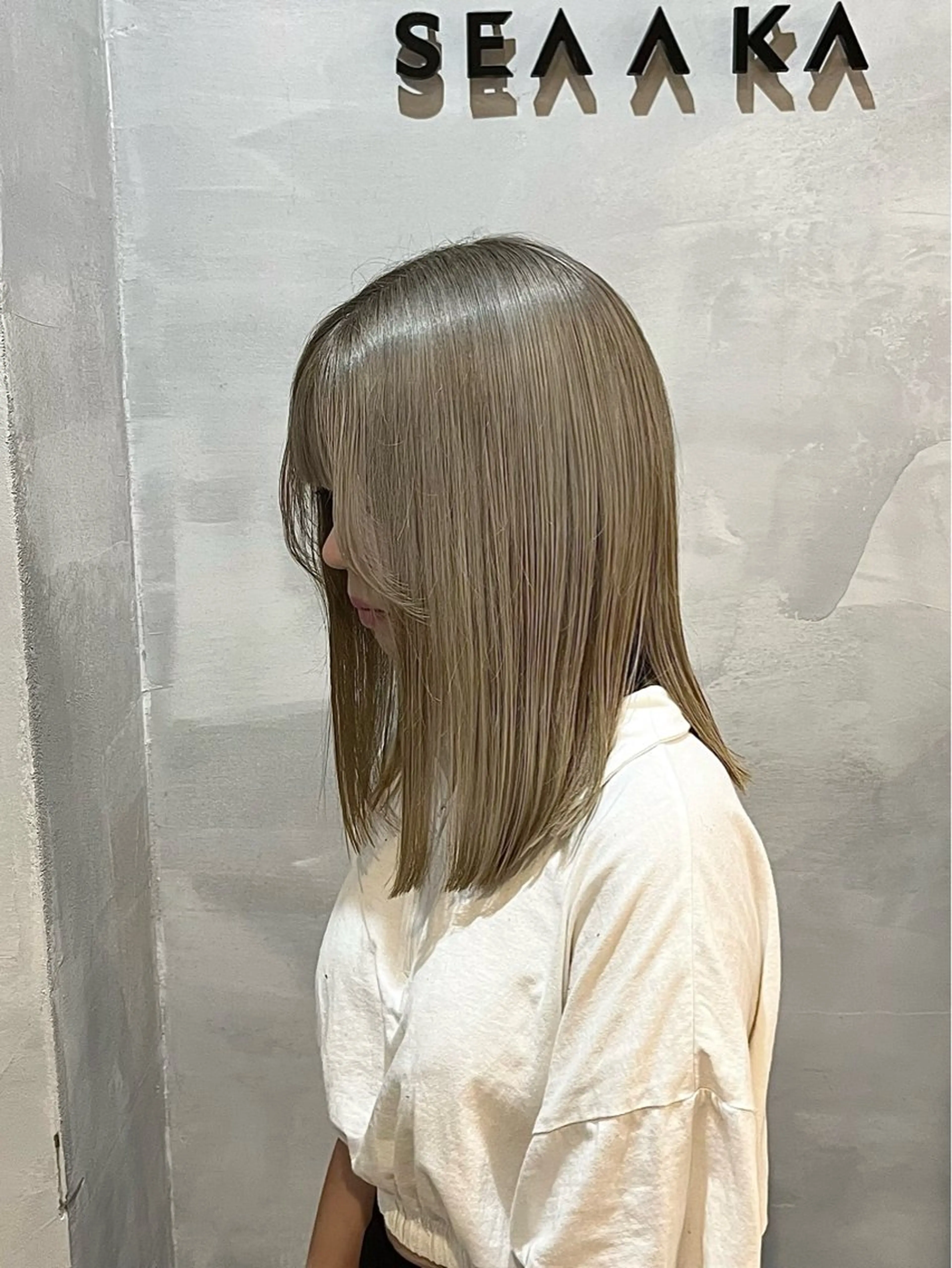 ミディアム カラー 中川 もえか【明石】のヘアスタイル