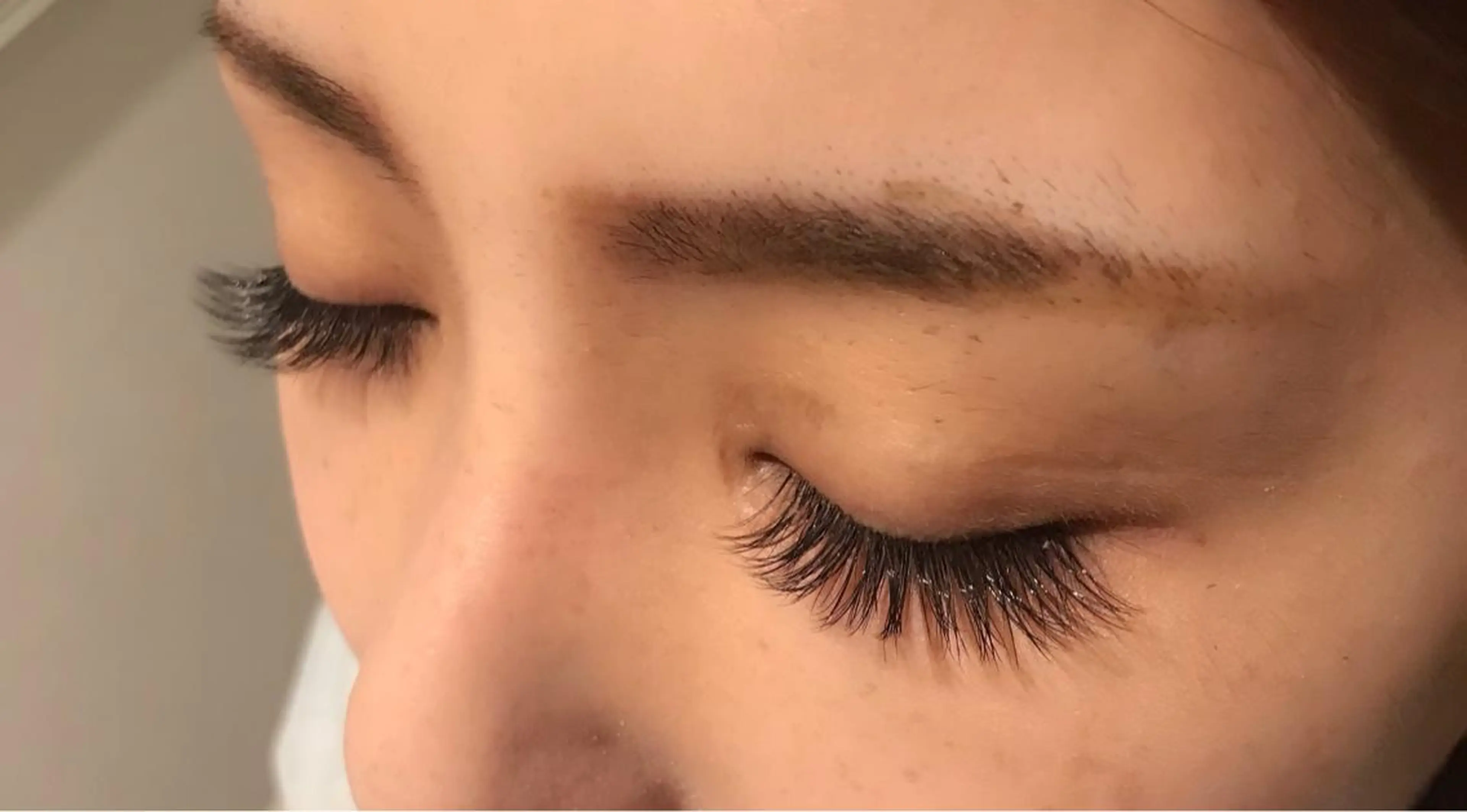 ボリュームラッシュ300本(オフありの方)の写真