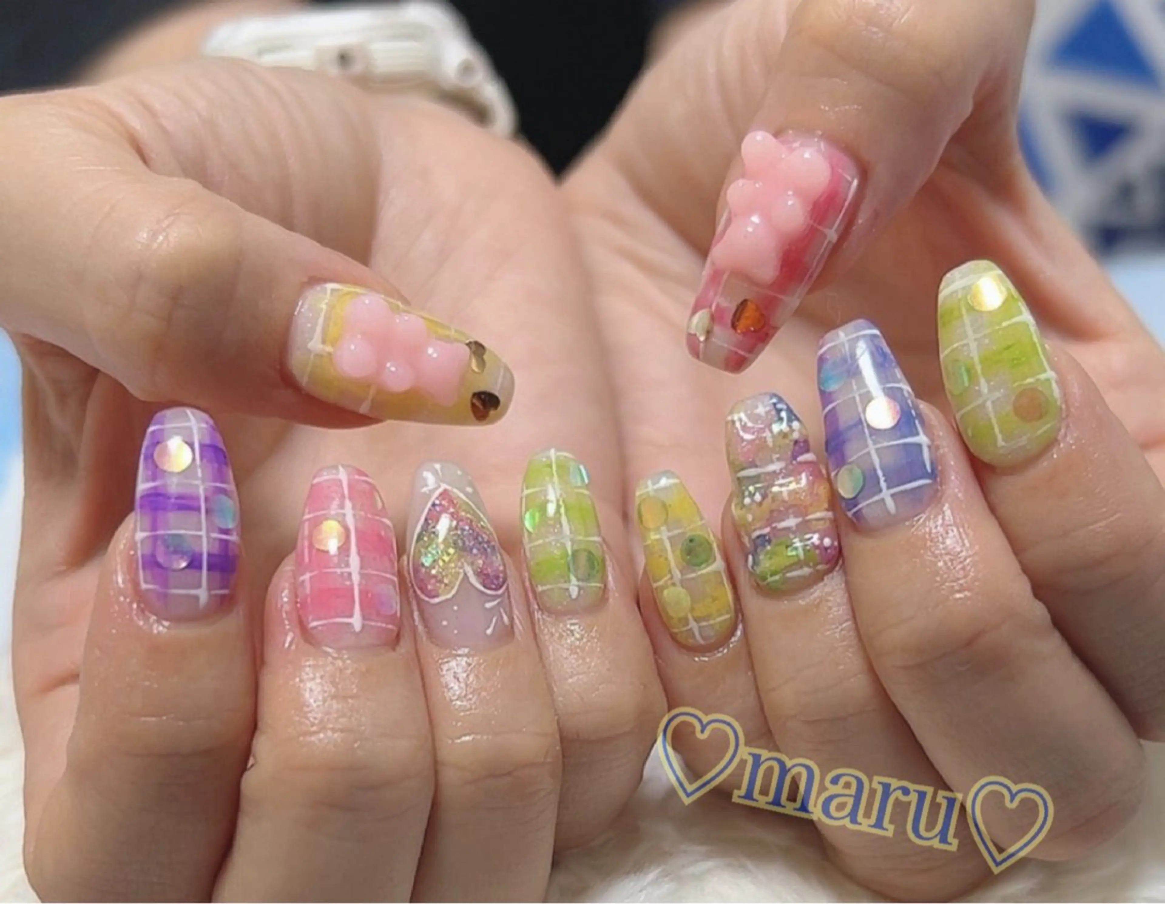 ネイル ハンドネイル フットネイル まるみ ♡のネイルデザイン