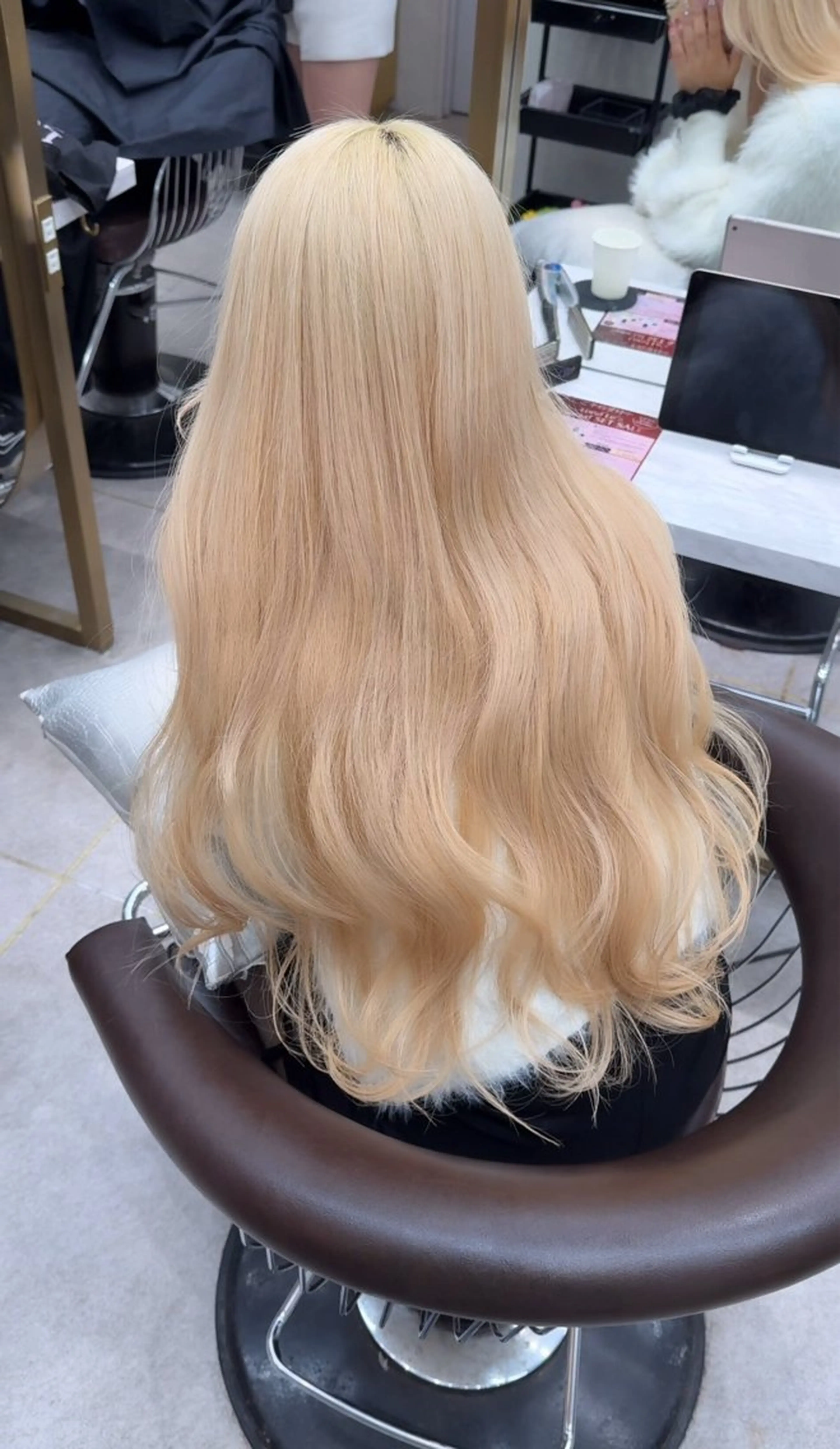 ロング カラー ヘアカラー トリートメント ダブルカラー 韓国ヘアKYONのヘアスタイル