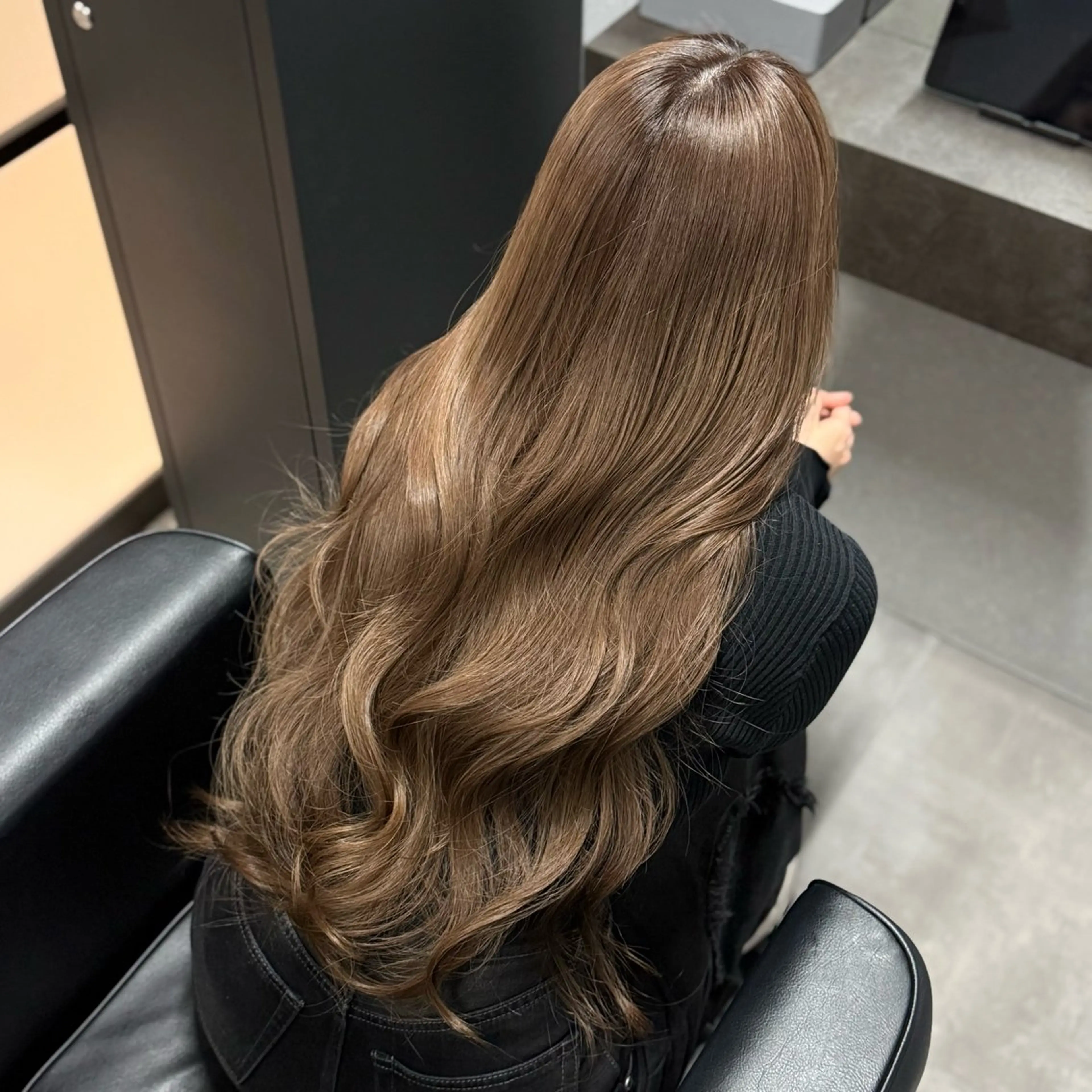 ロング カラー 黒髪 透明感カラー グレージュ オリーブカラー 髪質改善 ヘアカラー ブリーチなしカラー I 髪質改善Ⅰたつやのヘアスタイル