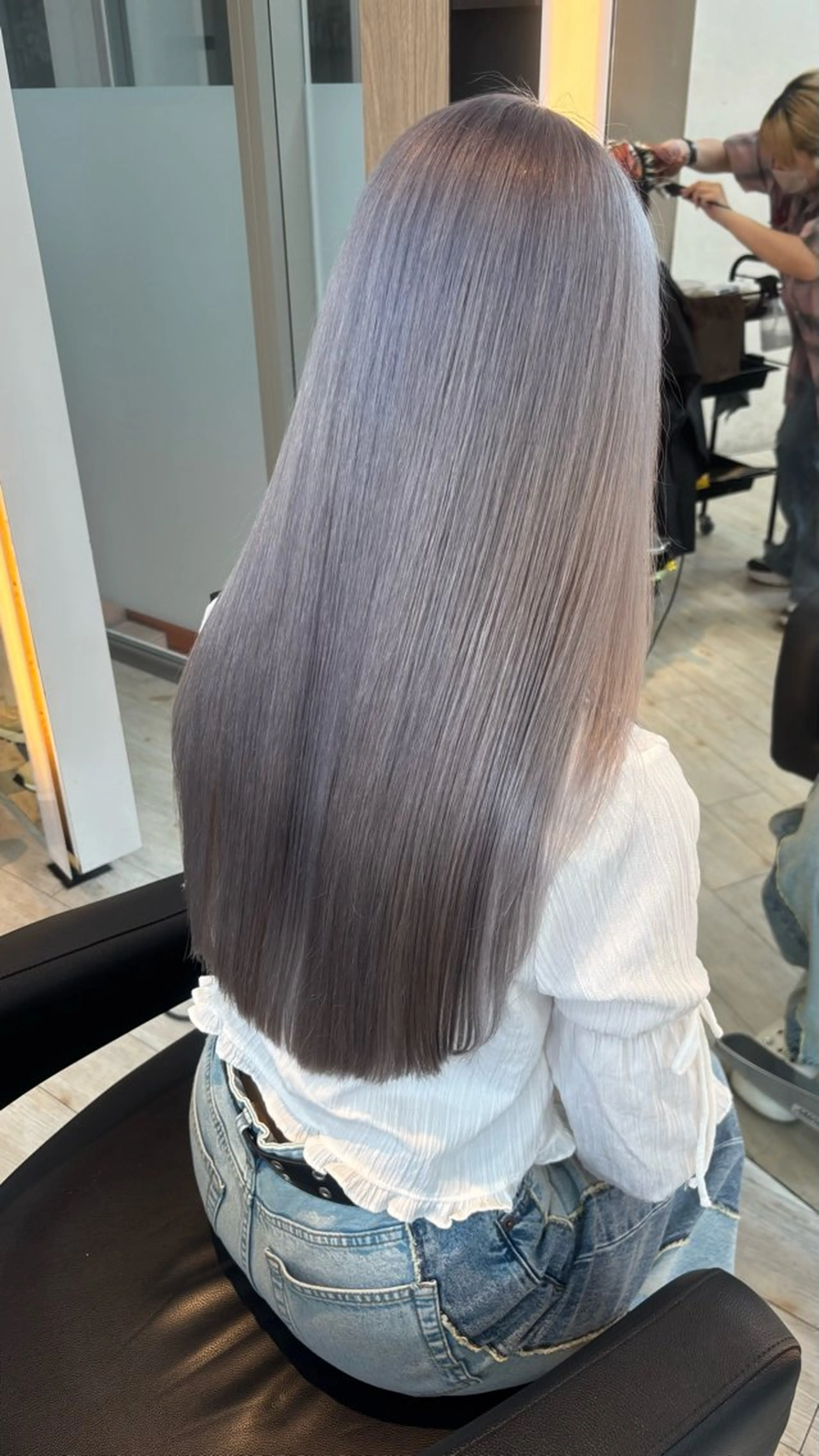 カラー ブリーチ ケアブリーチ ケアカラー シルバー miyu/ボブ/ 透明感カラー/栄のヘアスタイル