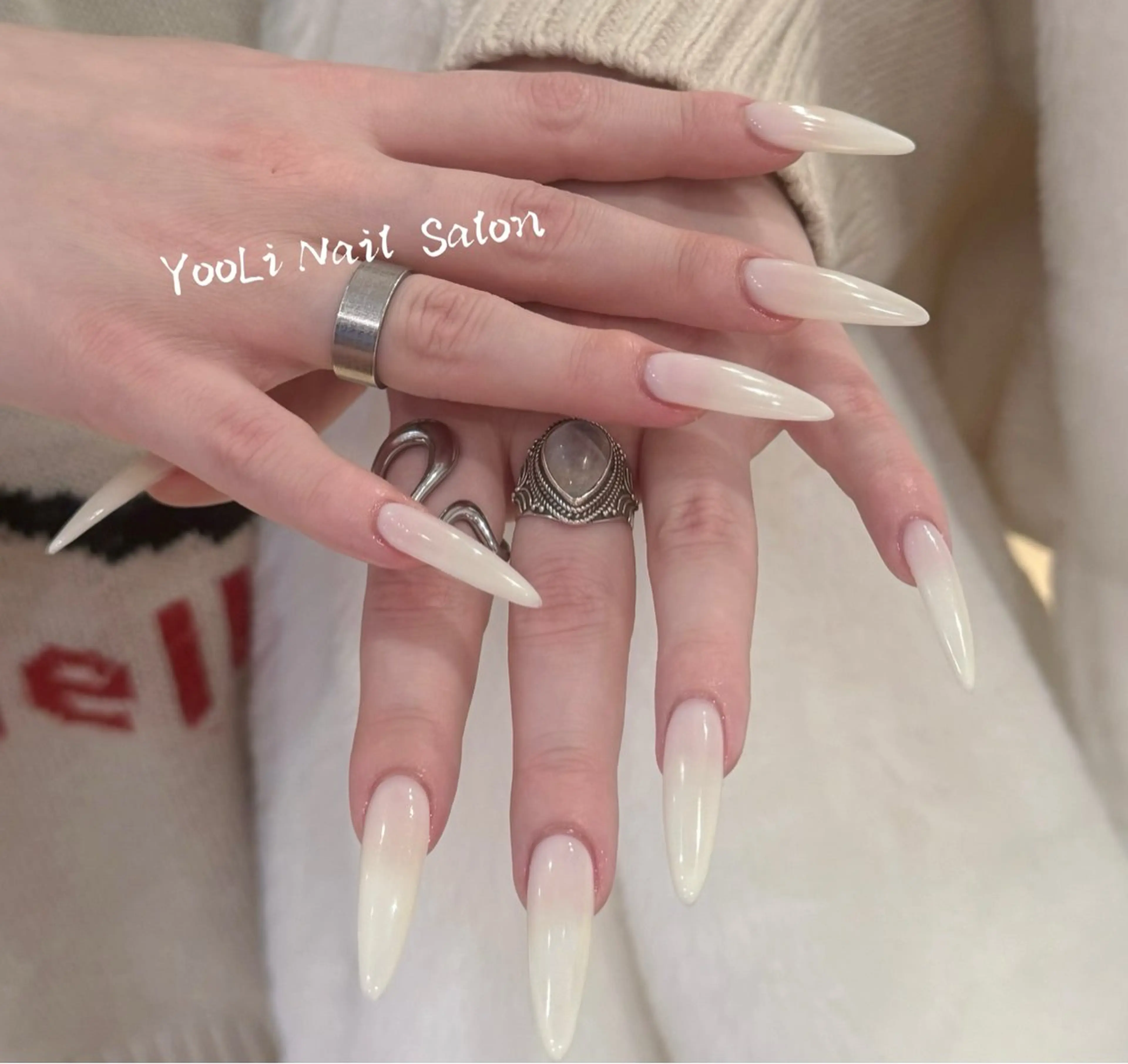 ネイル アートネイル オーロラネイル チークネイル フレンチネイル ガラスフレンチ ハンドネイル 🎀🎀YooLi Nail Salonのネイルデザイン