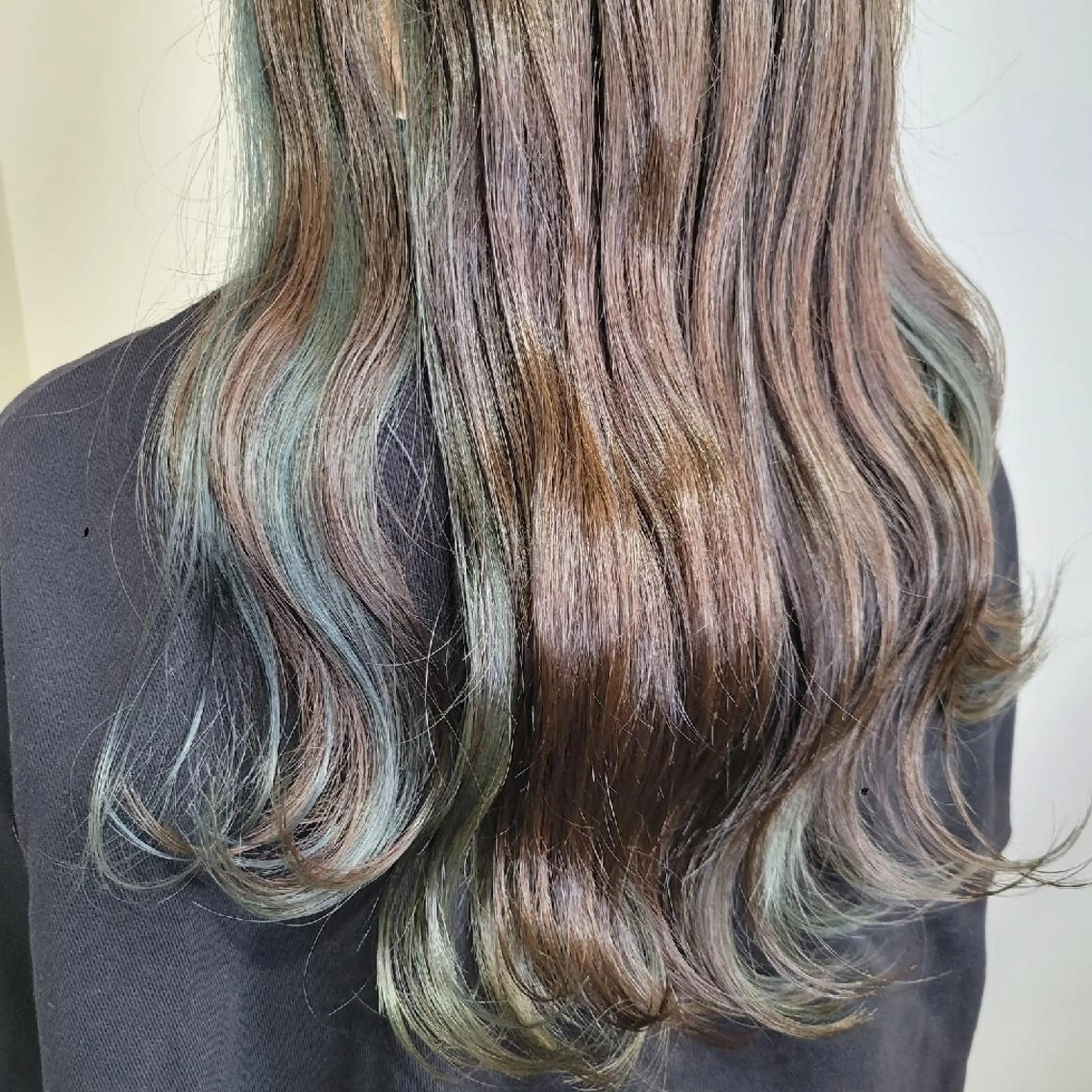 ロング カット ヘアカラー トリートメント 🇰🇷透明感×ハイ トーン🌟tomoのヘアスタイル