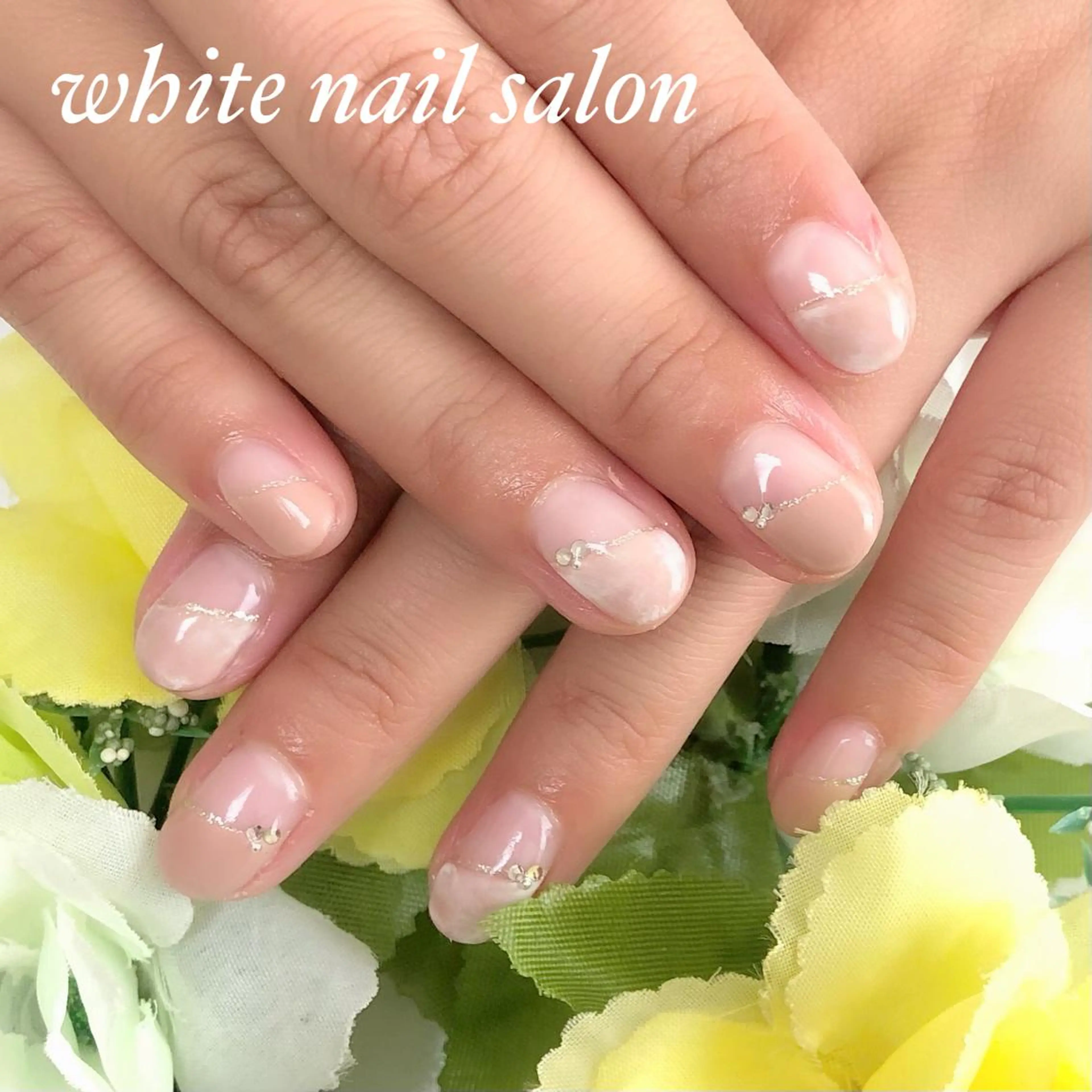 ネイル アートネイル フレンチネイル ジェルネイル ハードジェル 持ち込み ハンドネイル white nail salonのネイルデザイン