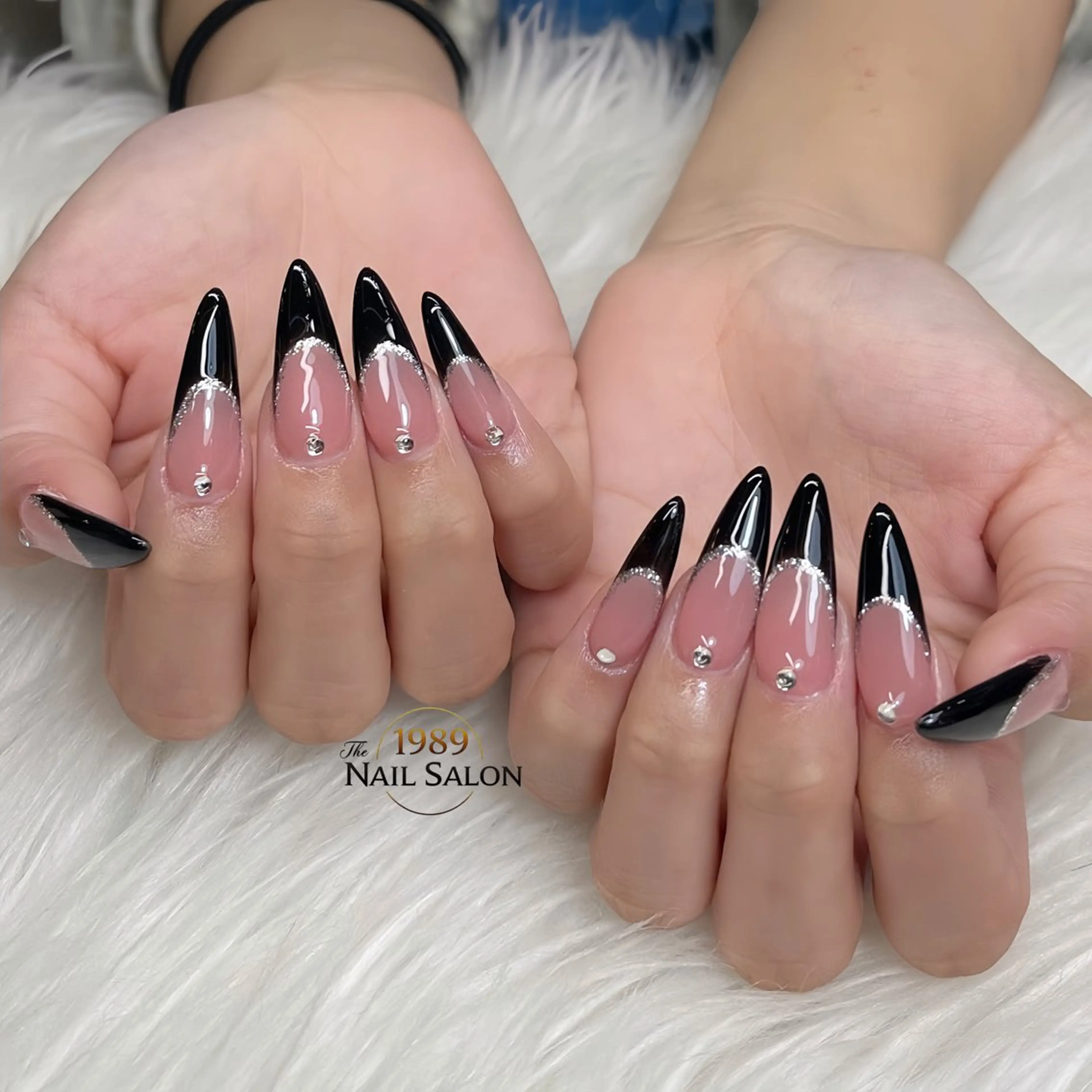 ネイル ハンドネイル The 1989 Nail Salonのネイルデザイン