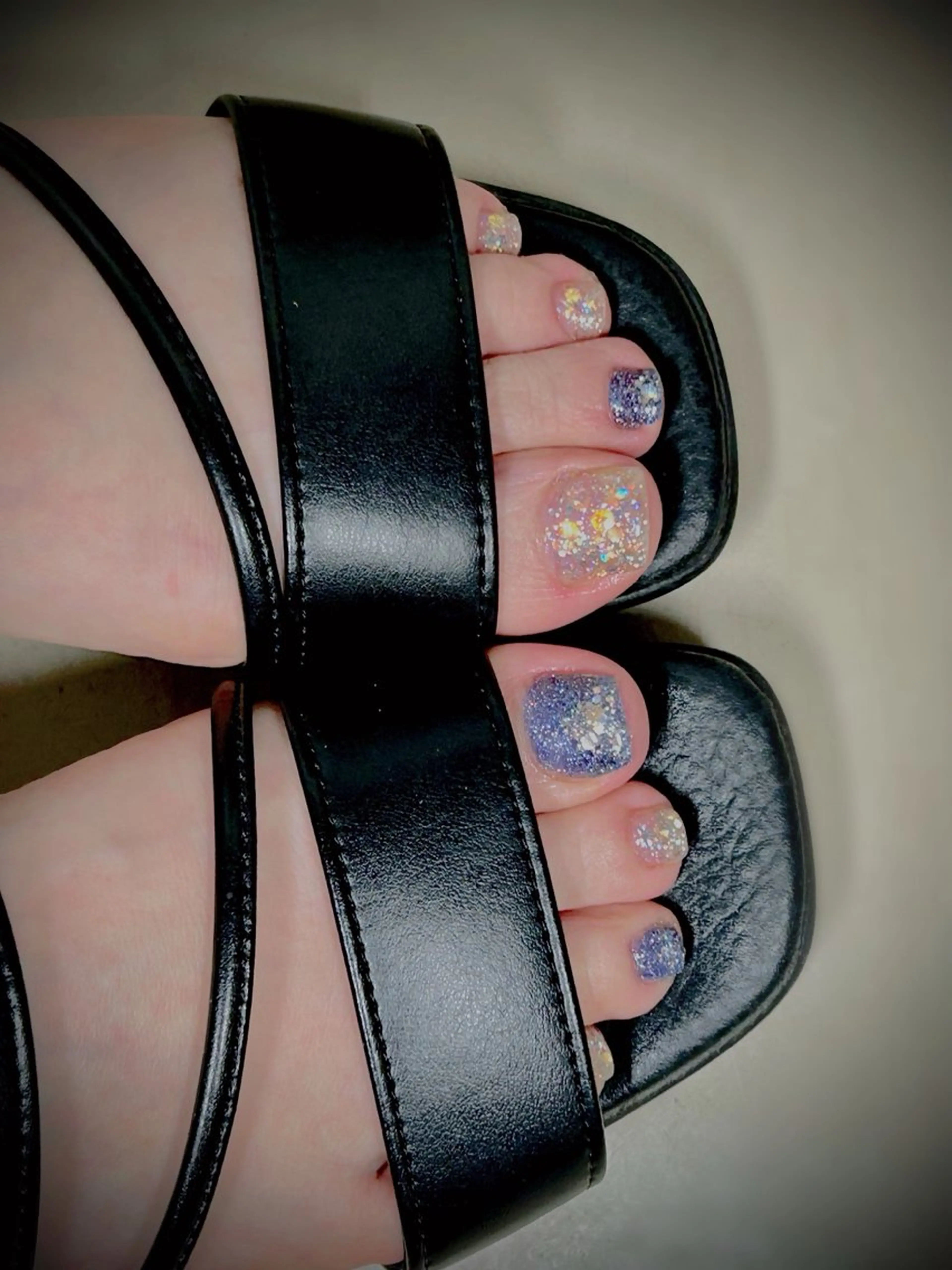 ネイル フラッシュネイル フットネイル ラメ(グリッター) MYu Beauty Salon YURIのネイルデザイン