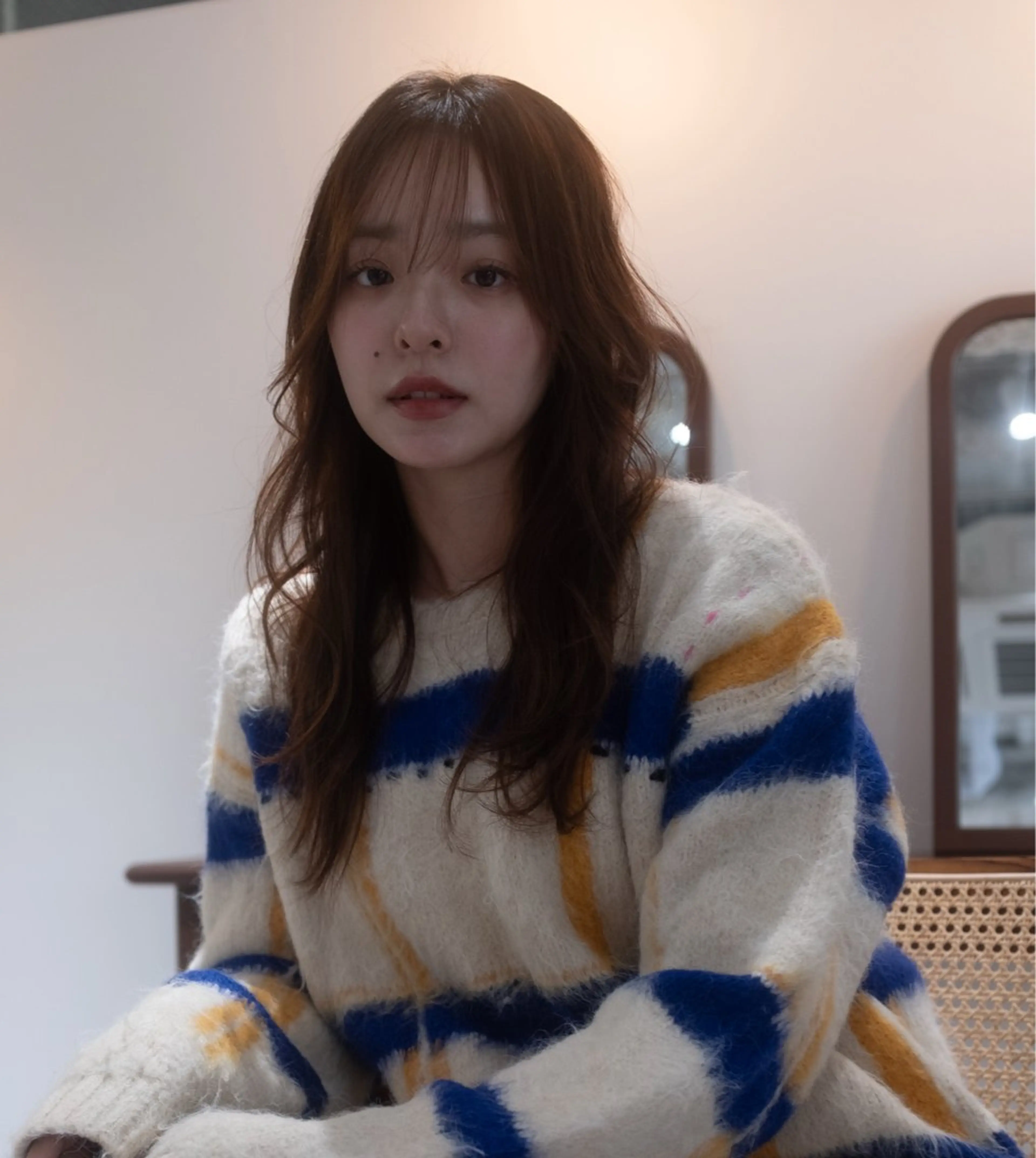 セミロング カラー お団子ヘア ショートボブ アッシュ ミストバング ベージュカラー ヘアカラー トリートメント opus 店長大和 レイヤー/赤み消しのヘアスタイル