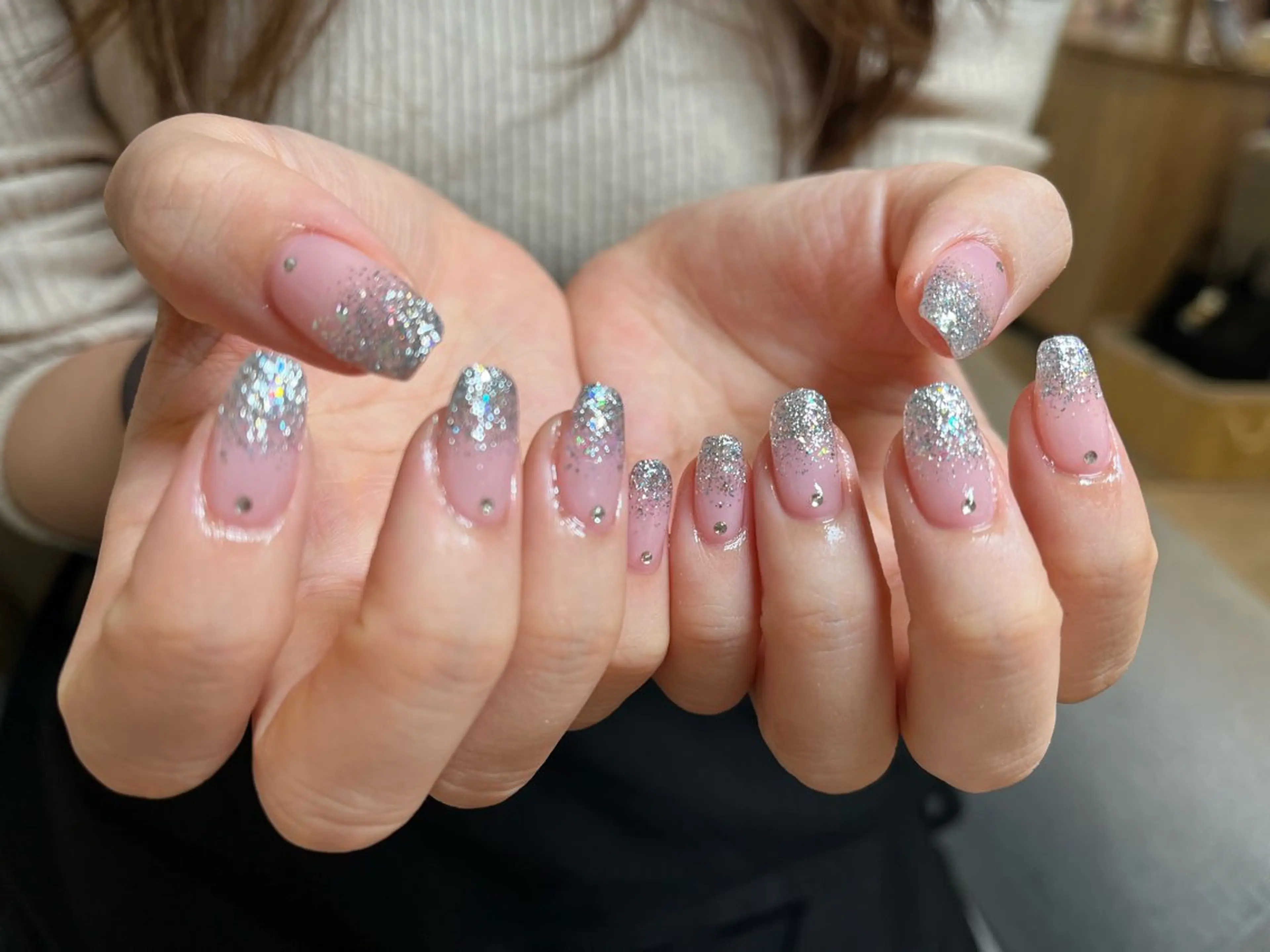 【オフ有/パラジェル】Hand グラデーションの写真