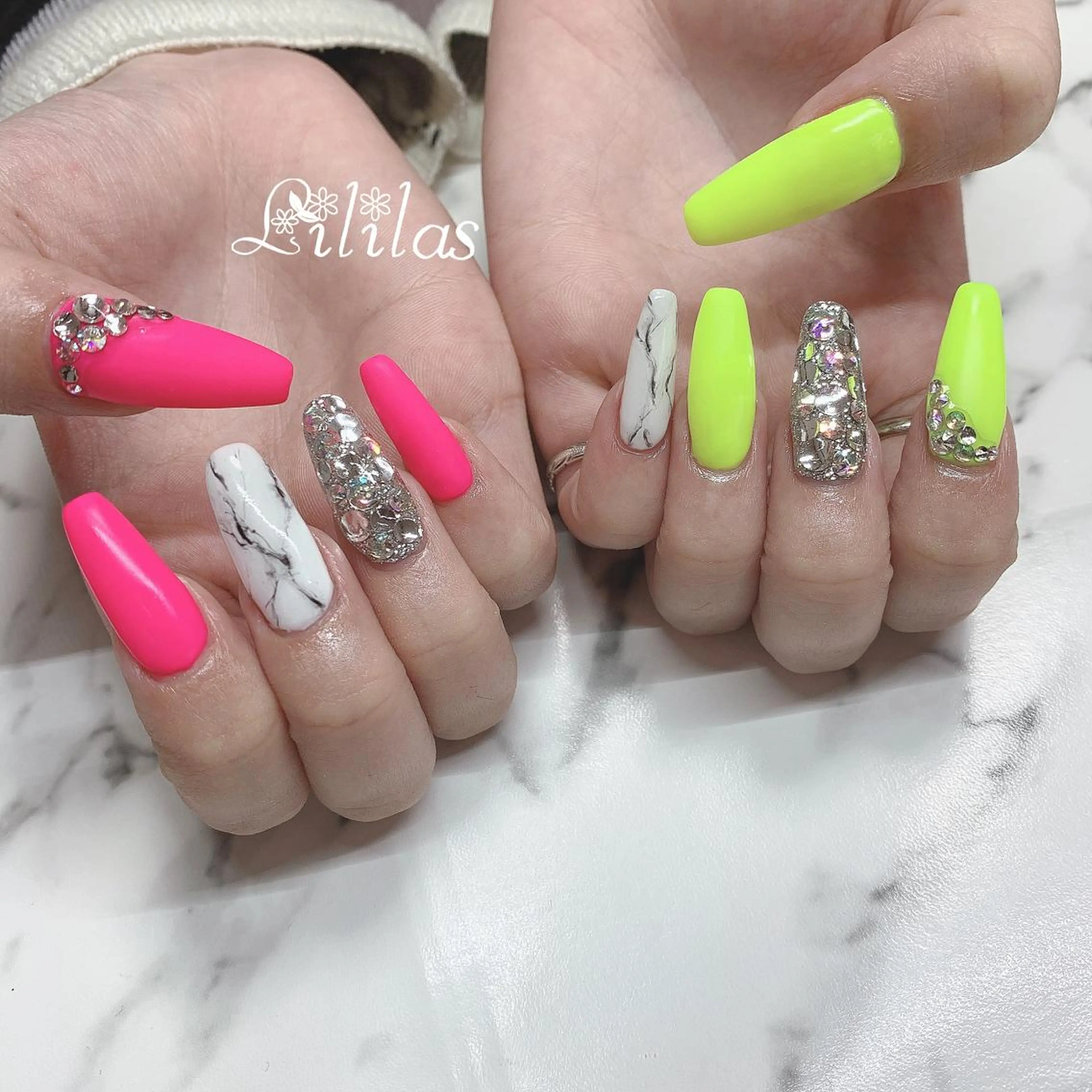 ネイル HARU NAIL所属・‎HARU ‎NAILのネイルデザイン