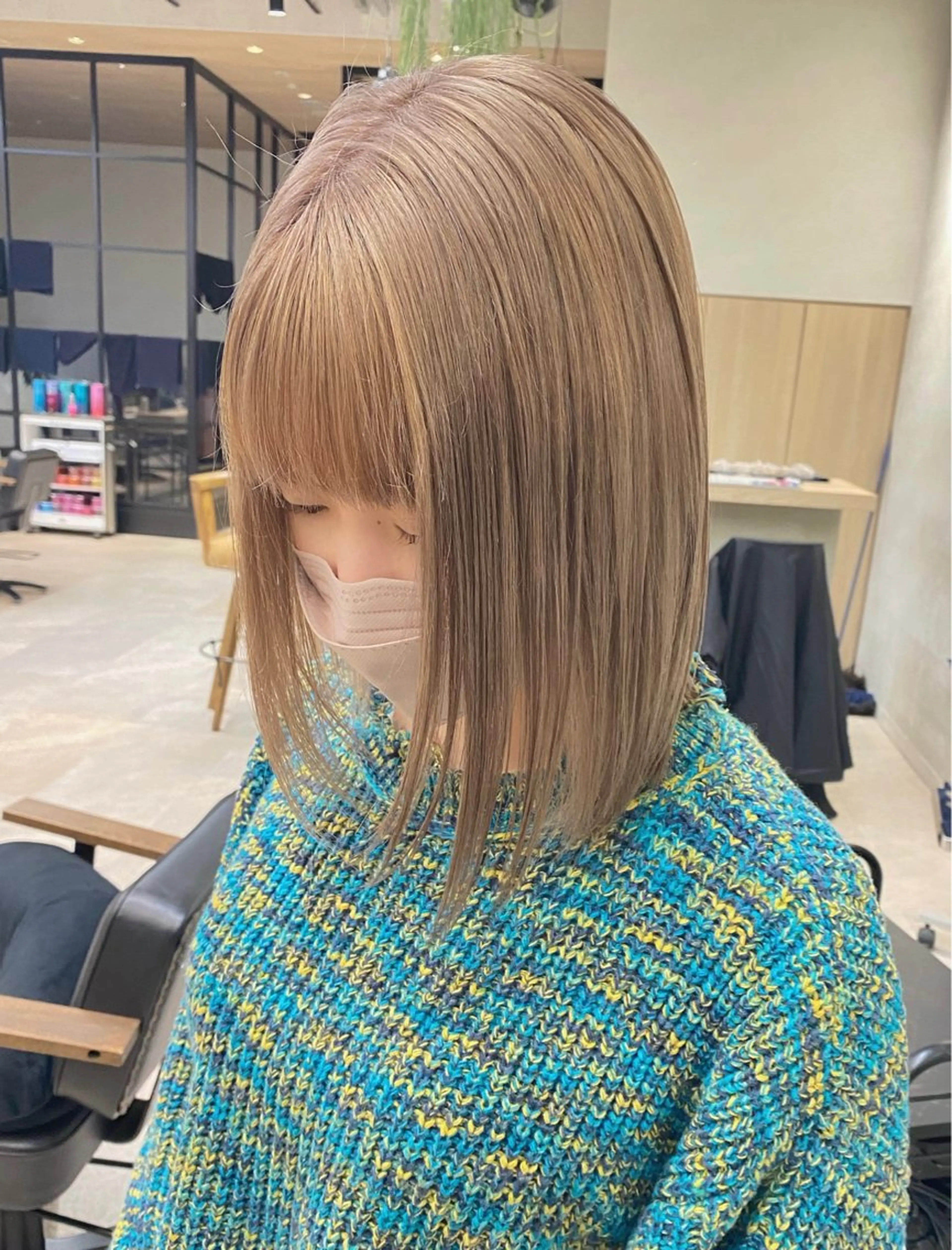 セミロング 艶カラー🌟 kanonのヘアスタイル