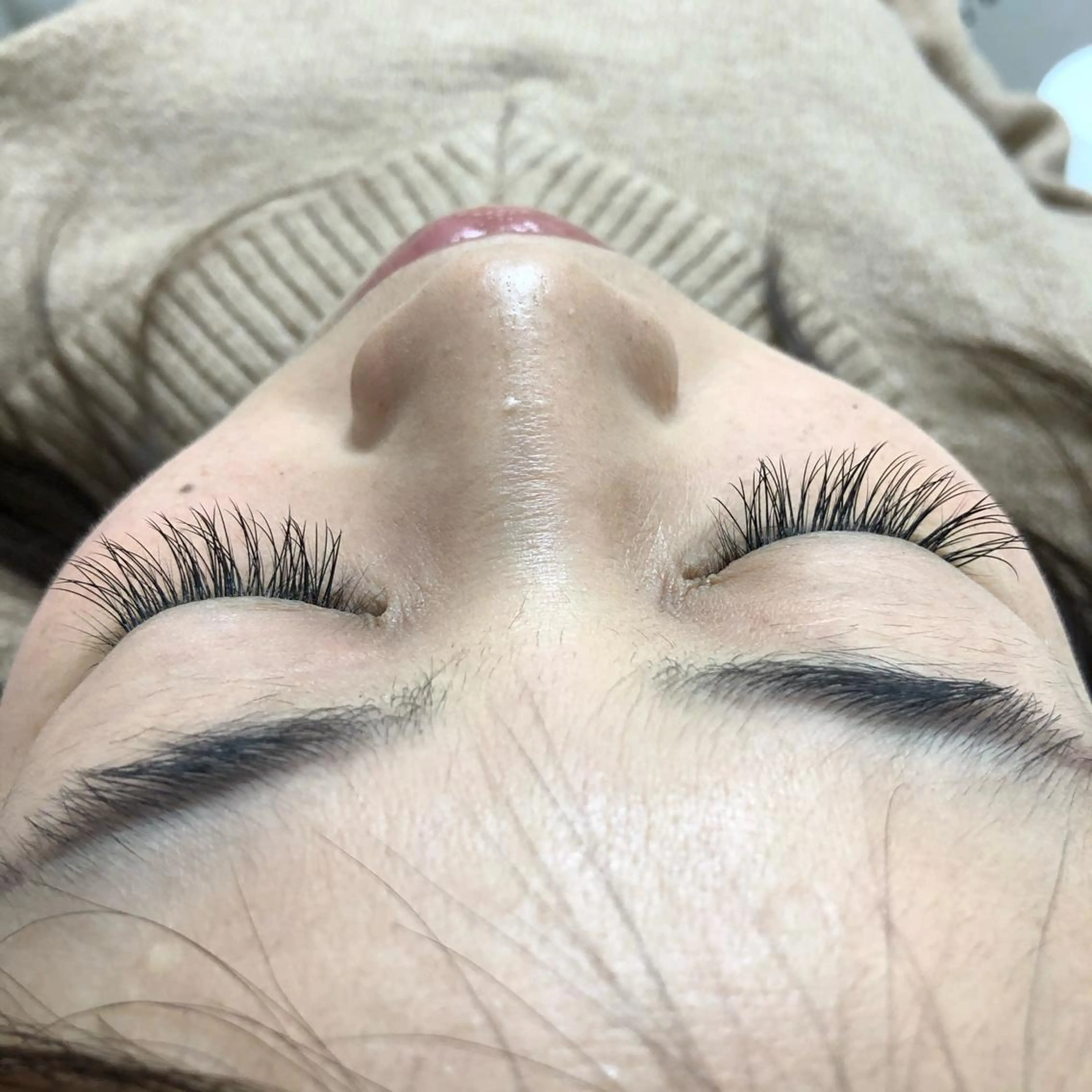 マツエク・マツパ 杉野 まみのヘアスタイル