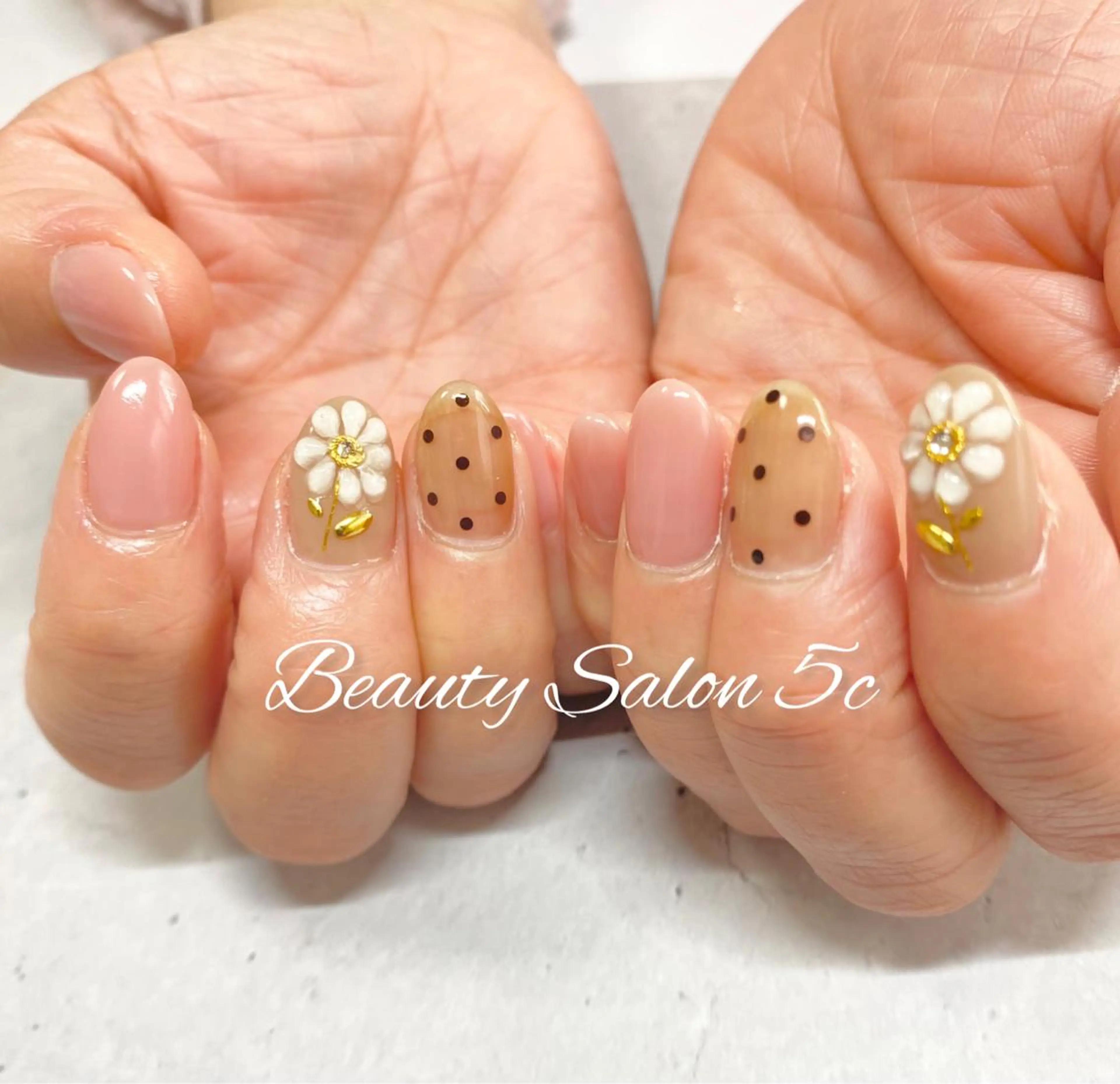 ネイル Beauty Salon5cのネイルデザイン