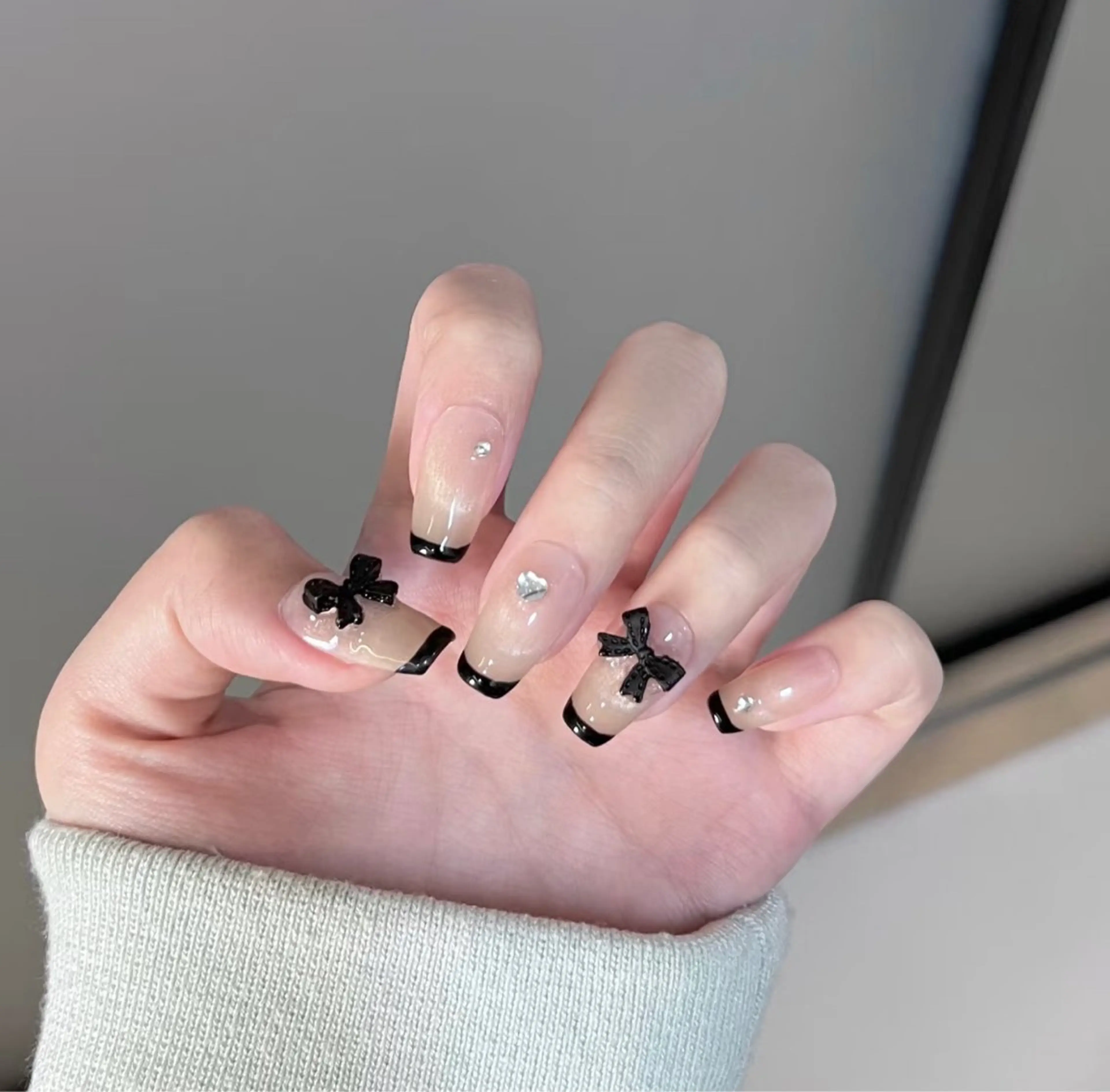 ネイル ハンドネイル ハンドケア 🍑 momo_nailのネイルデザイン