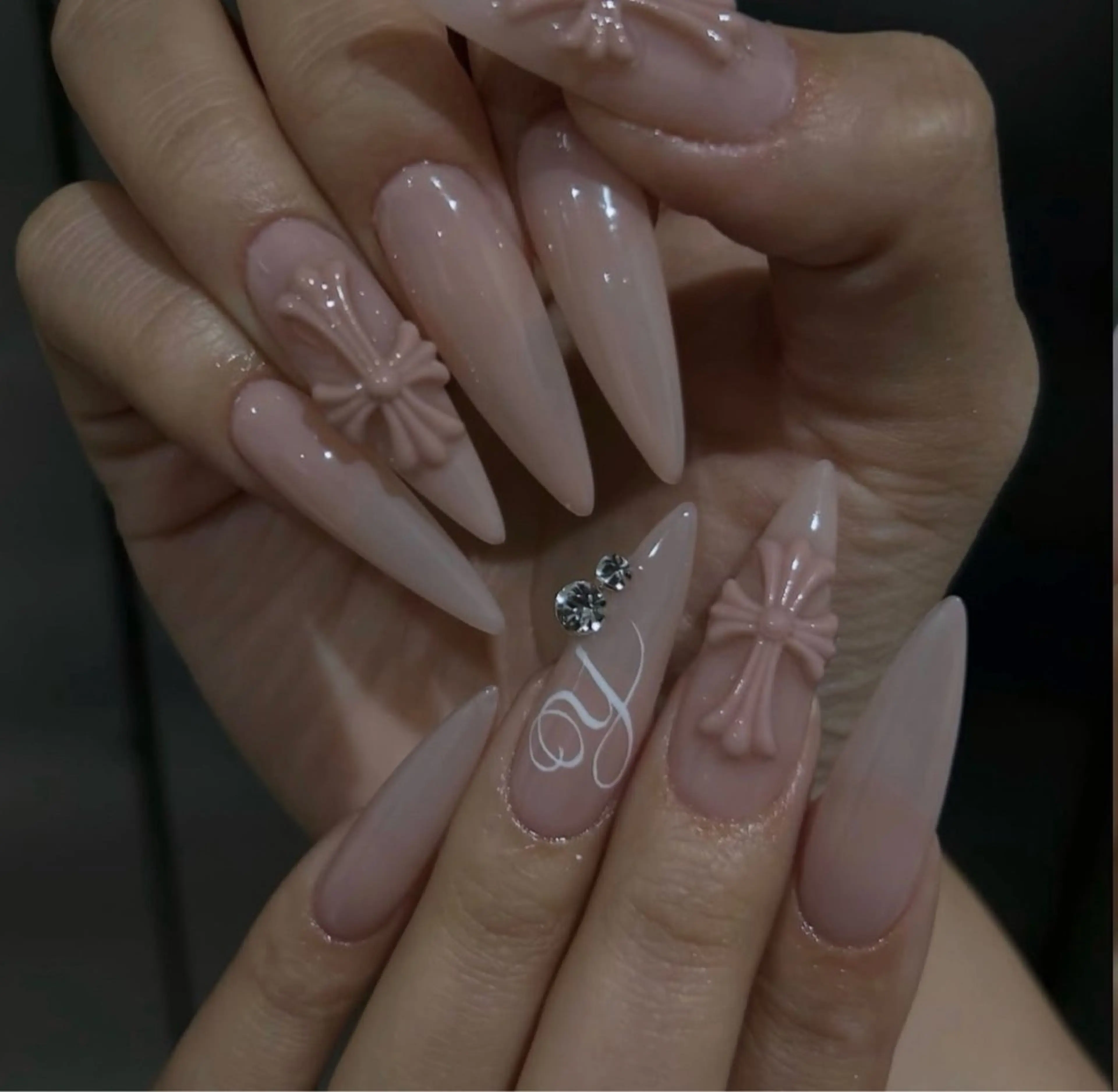 ネイル 長さ出し フレンチネイル 韓国ネイル レース マグネットネイル ハンドネイル 波 なみのネイルデザイン